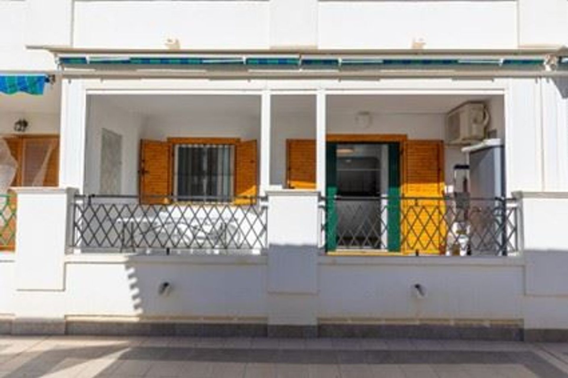 Wiederverkauf - Wohnung -
Torrevieja - Costa Blanca