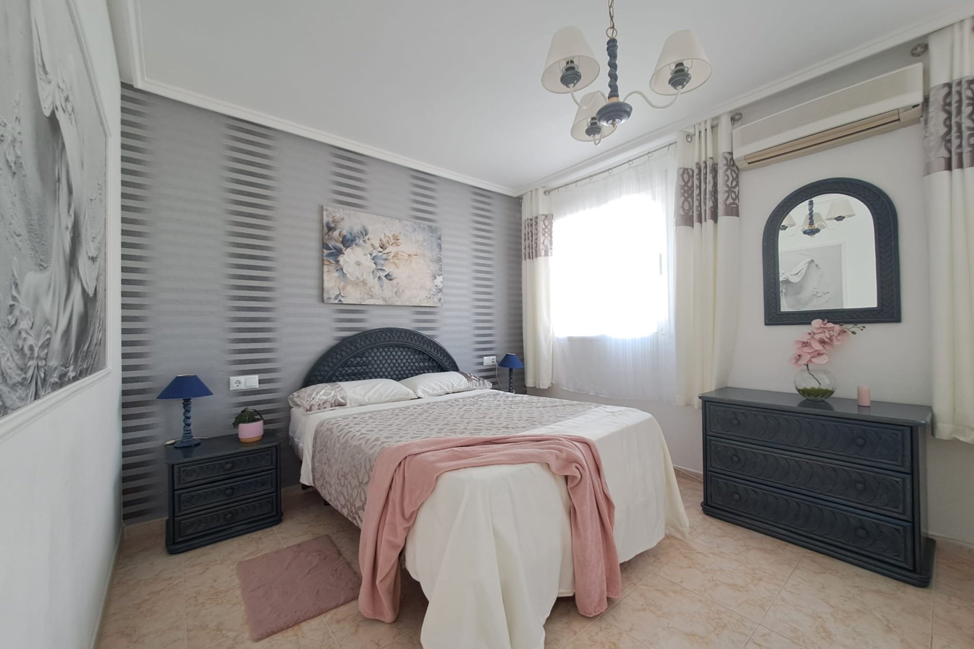 Wiederverkauf - Wohnung -
Torrevieja - Costa Blanca