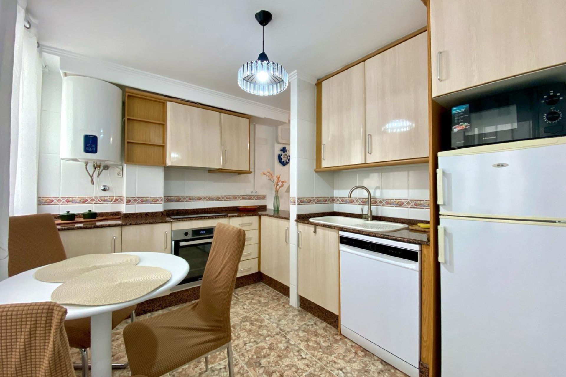 Wiederverkauf - Wohnung -
Torrevieja - Costa Blanca