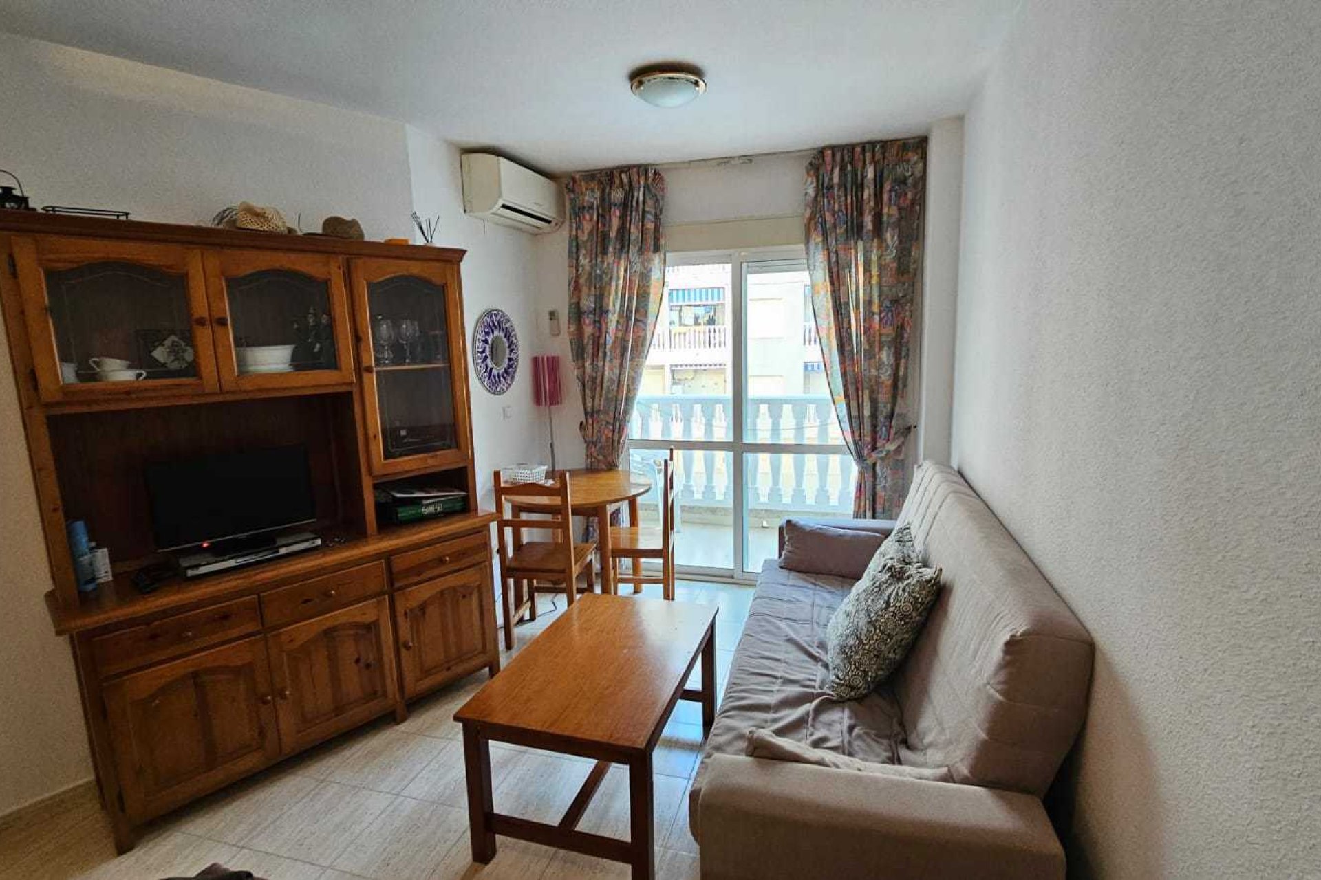 Wiederverkauf - Wohnung -
Torrevieja - Costa Blanca