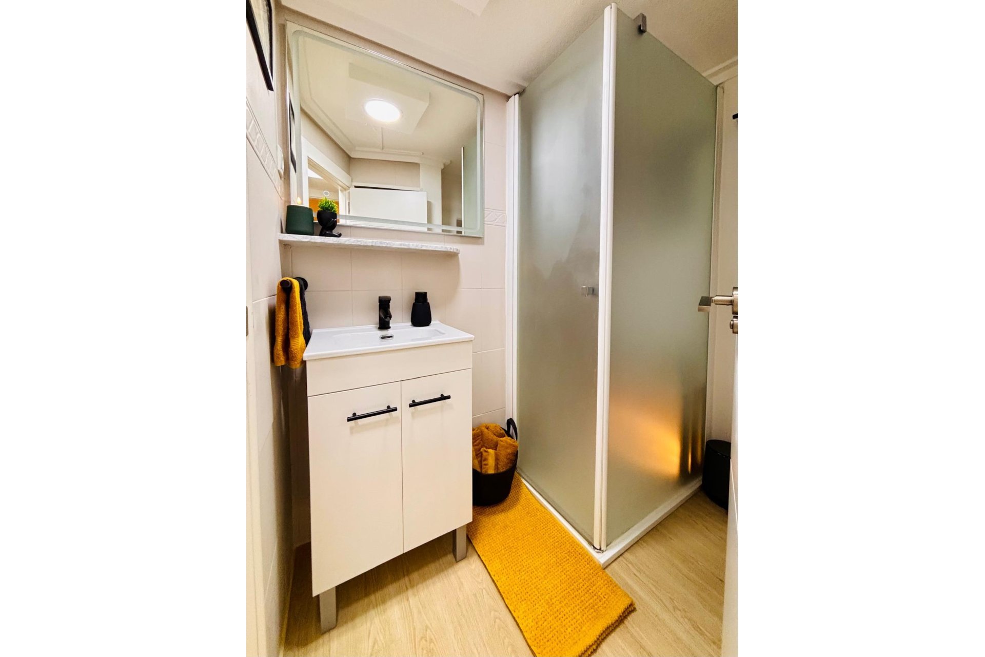 Wiederverkauf - Wohnung -
Torrevieja - Costa Blanca