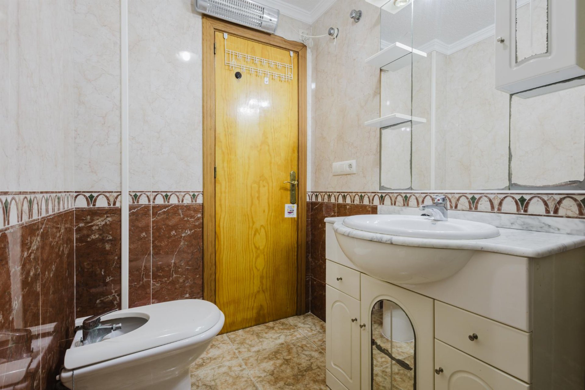 Wiederverkauf - Wohnung -
Torrevieja - Costa Blanca