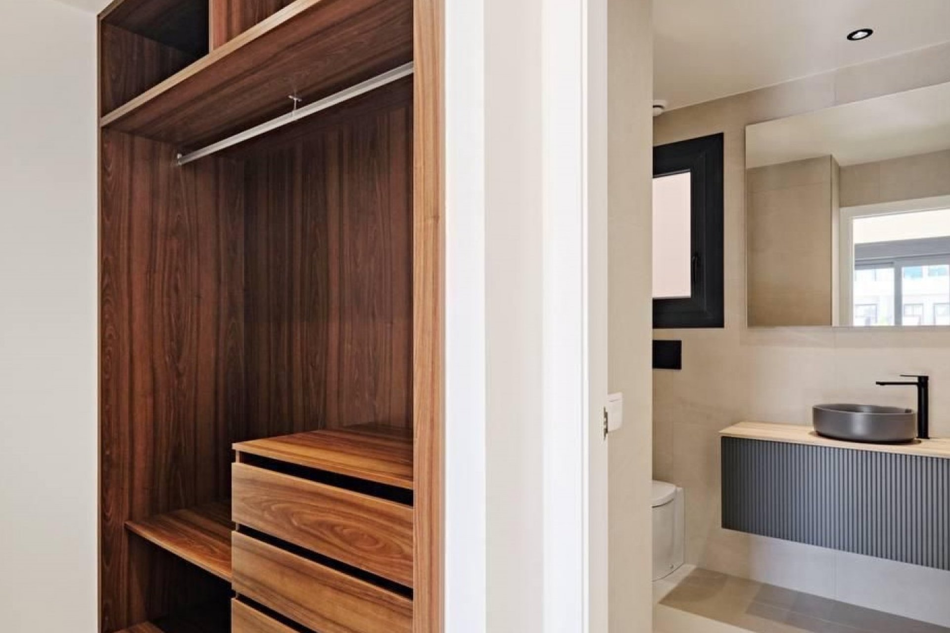 Wiederverkauf - Wohnung -
Torrevieja - Costa Blanca