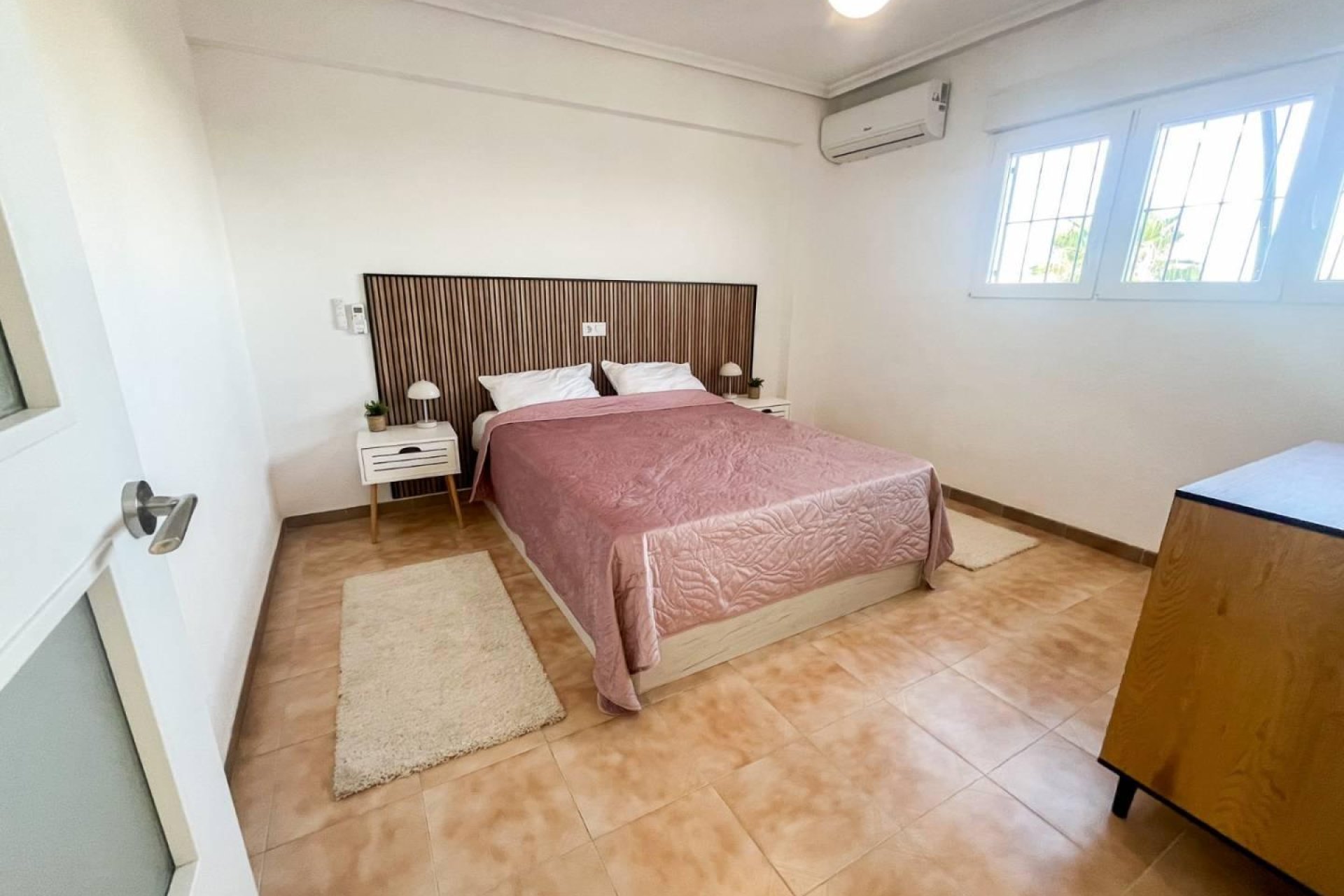 Wiederverkauf - Wohnung -
Torrevieja - Costa Blanca