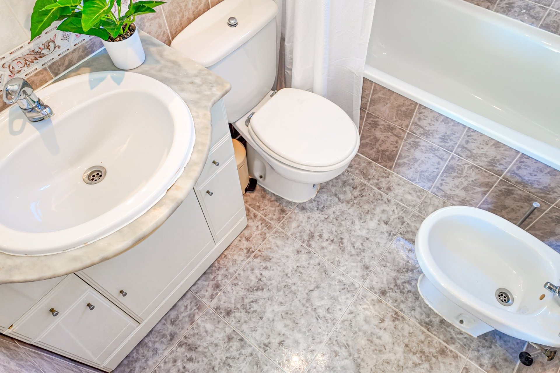 Wiederverkauf - Wohnung -
Torrevieja - Costa Blanca