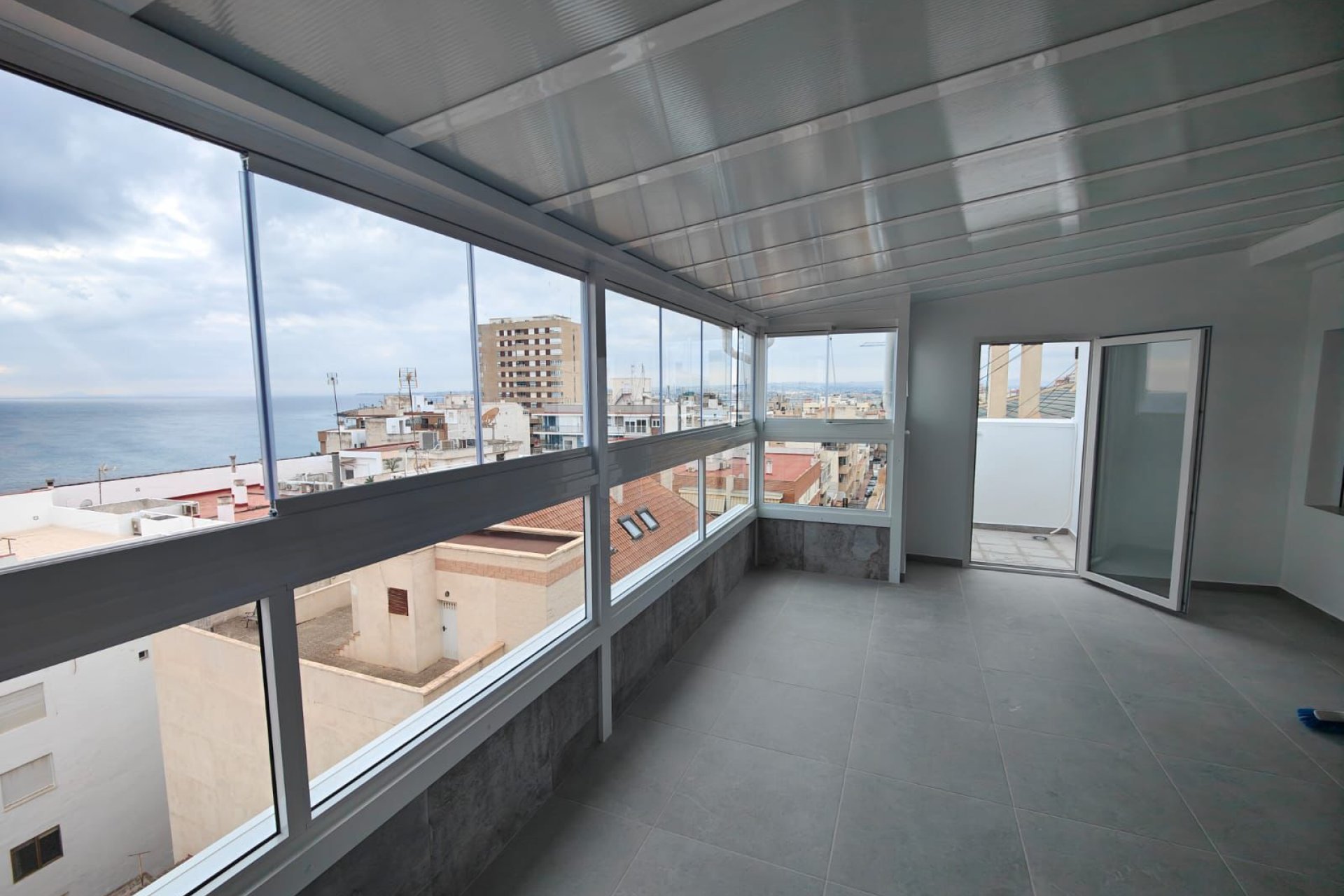 Wiederverkauf - Wohnung -
Torrevieja - Costa Blanca