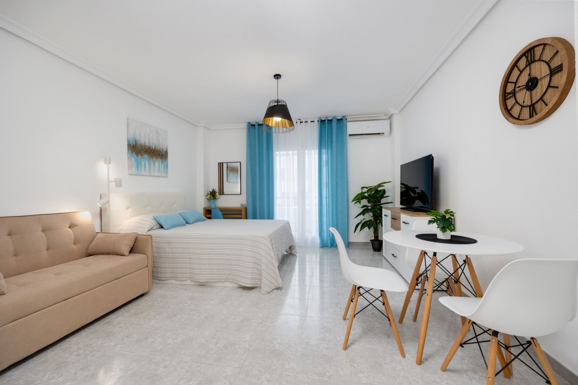 Wiederverkauf - Wohnung -
Torrevieja - Costa Blanca