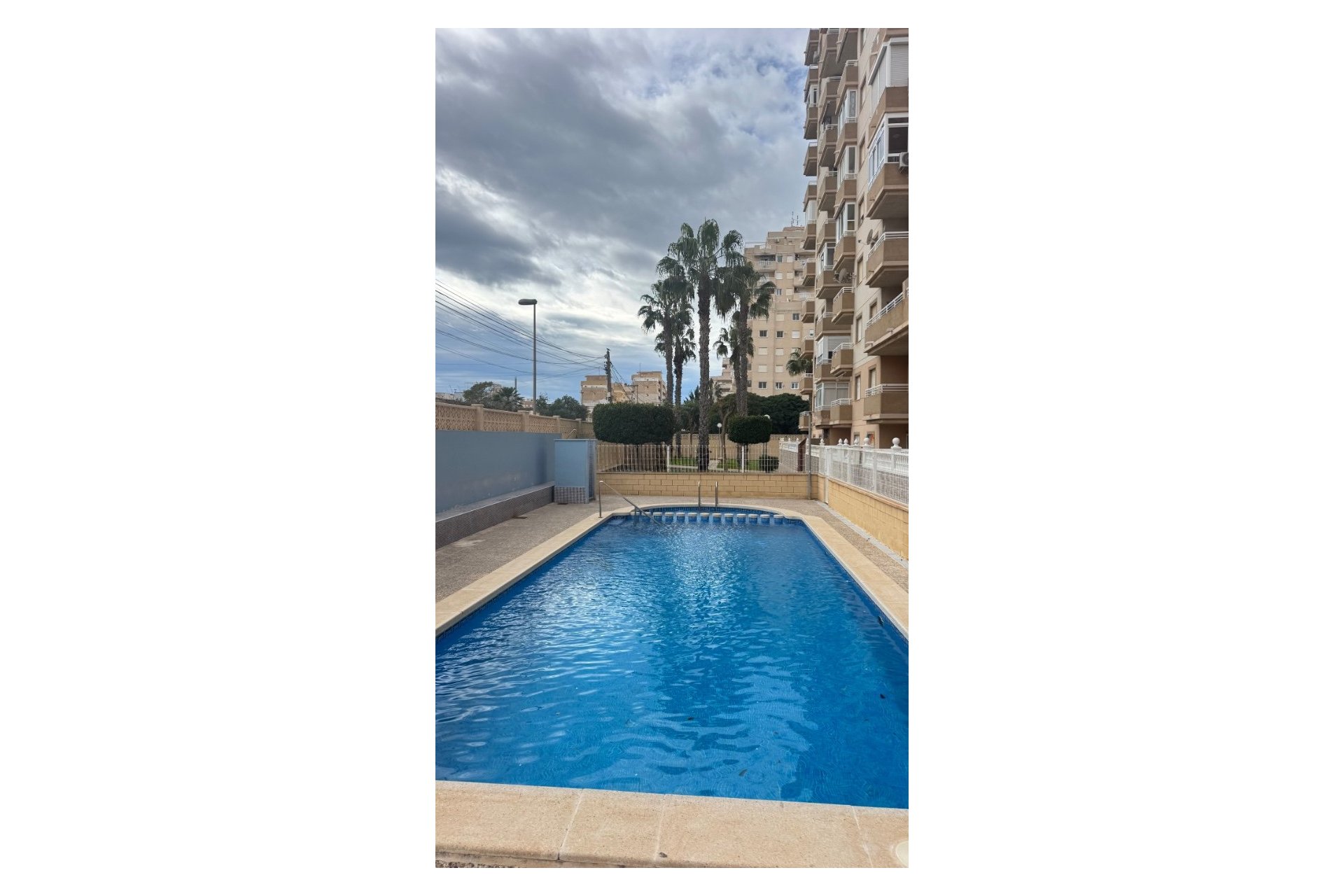 Wiederverkauf - Wohnung -
Torrevieja - Costa Blanca