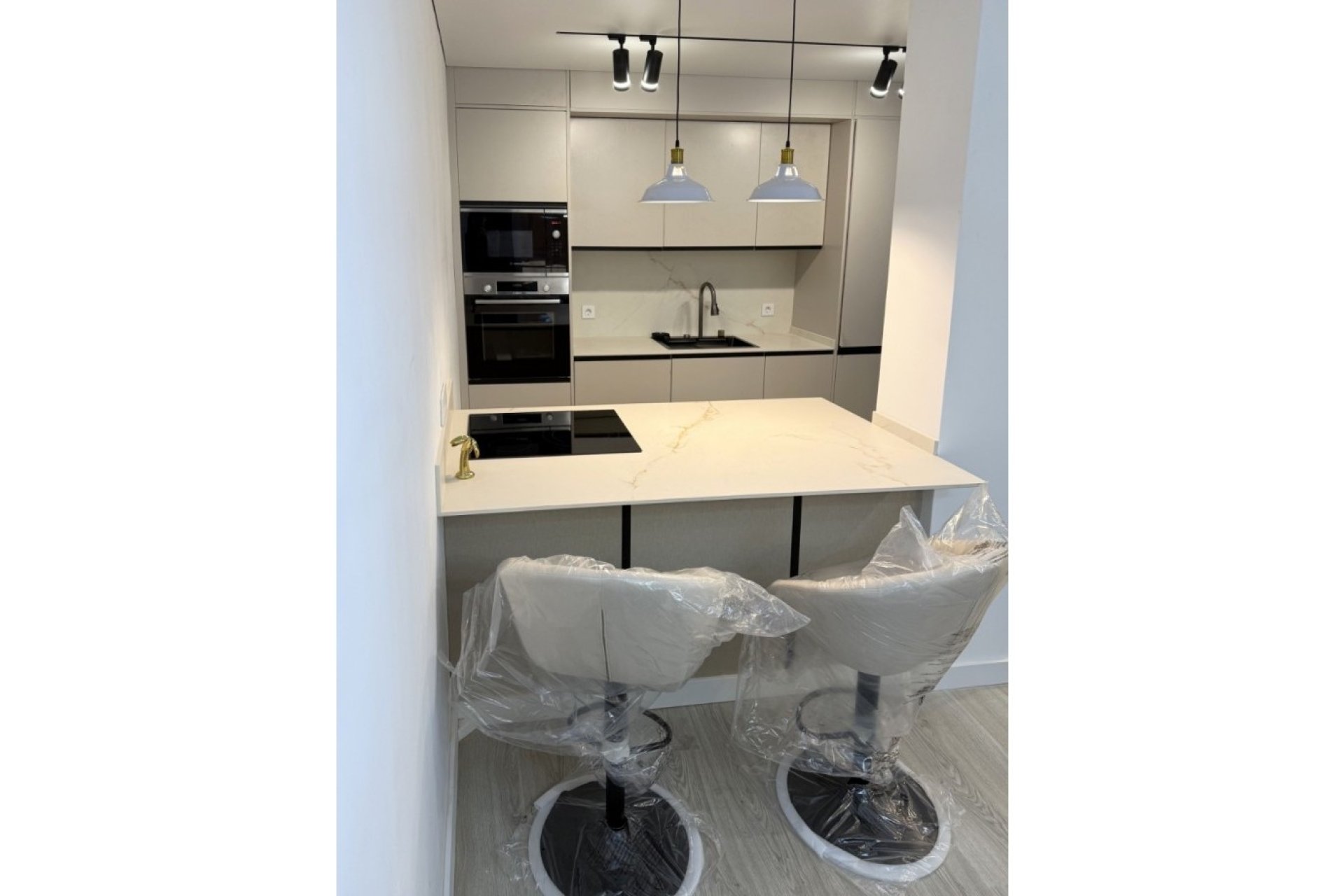 Wiederverkauf - Wohnung -
Torrevieja - Costa Blanca