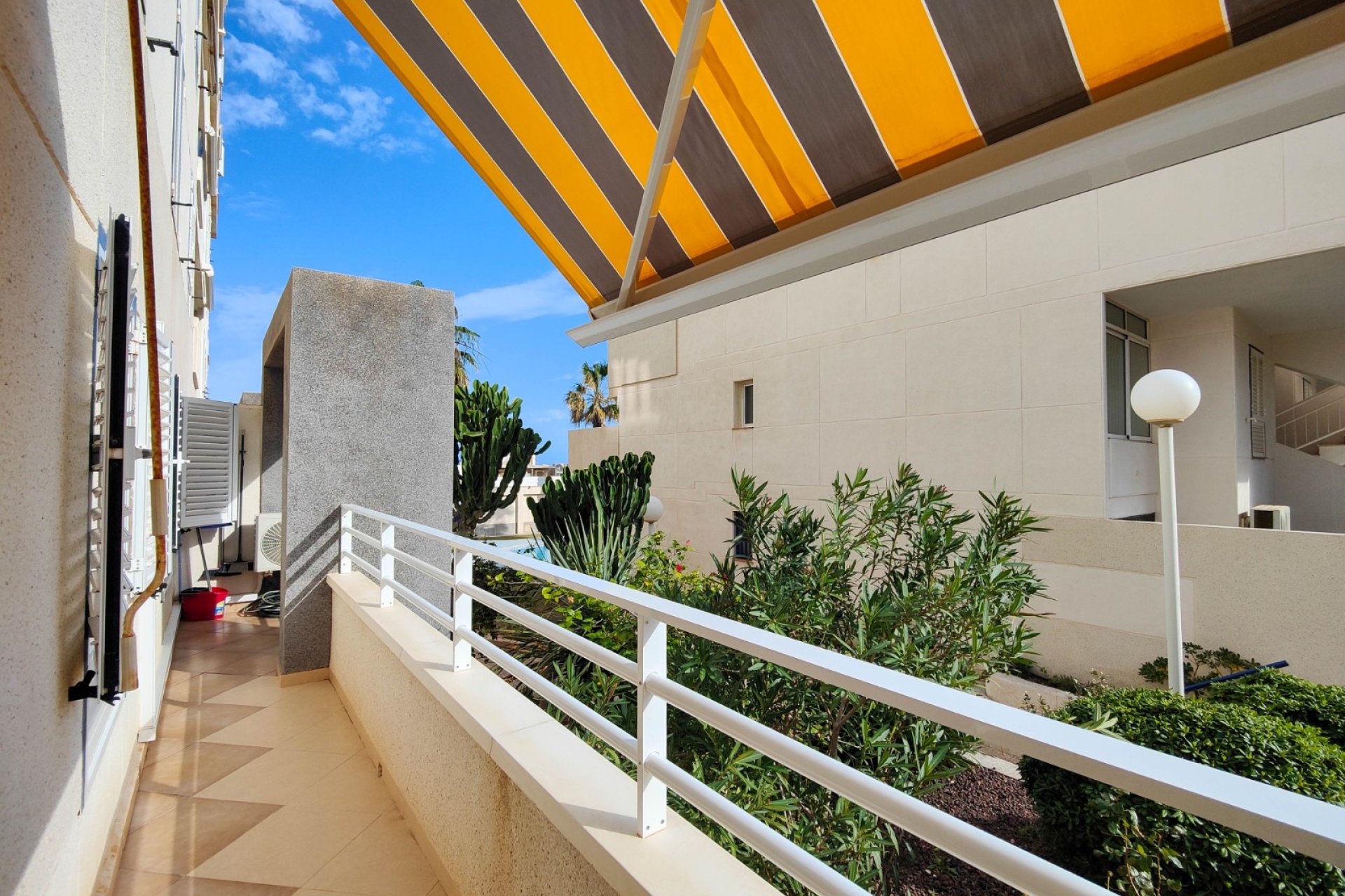 Wiederverkauf - Wohnung -
Torrevieja - Costa Blanca