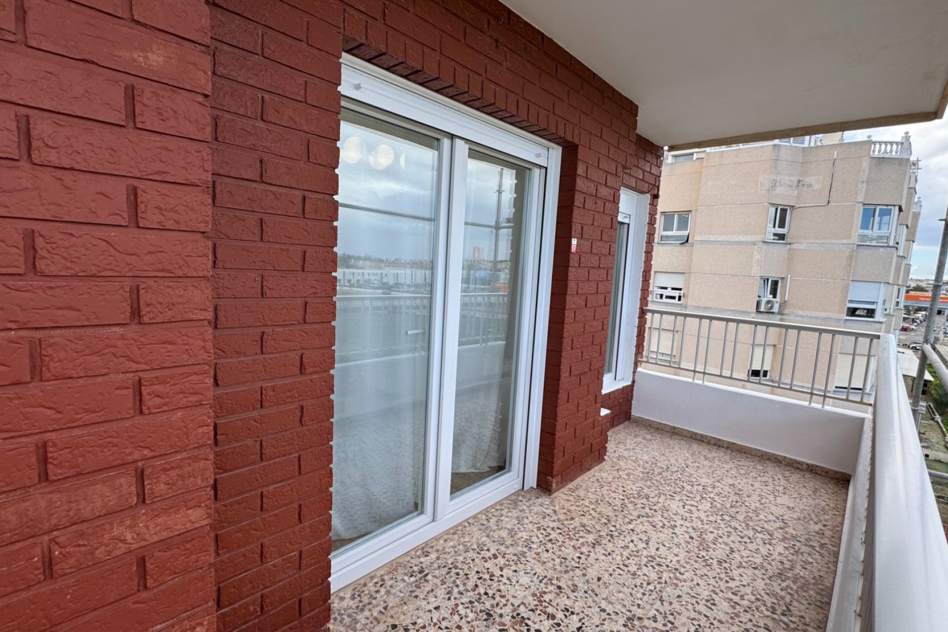 Wiederverkauf - Wohnung -
Torrevieja - Costa Blanca