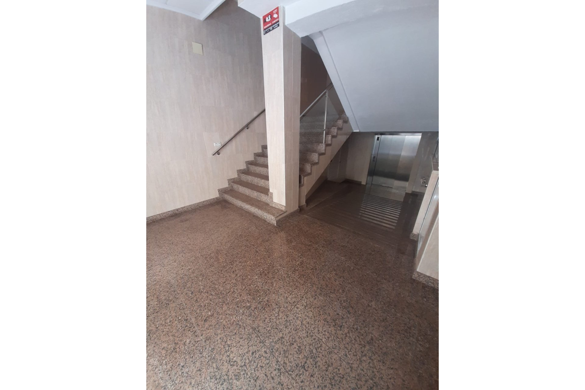 Wiederverkauf - Wohnung -
Torrevieja - Costa Blanca