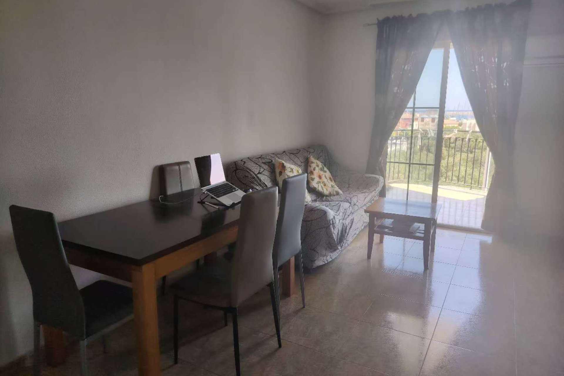 Wiederverkauf - Wohnung -
Torrevieja - Costa Blanca