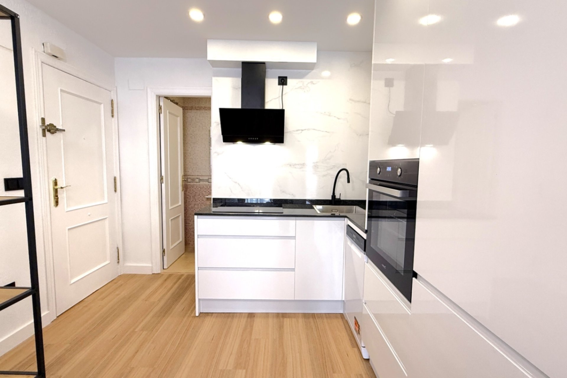 Wiederverkauf - Wohnung -
Torrevieja - Costa Blanca