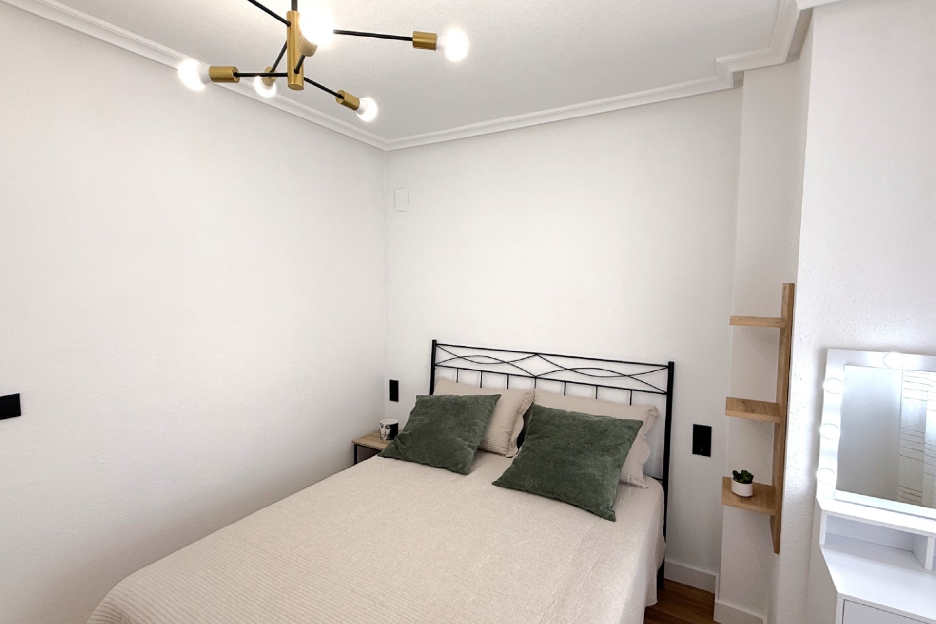 Wiederverkauf - Wohnung -
Torrevieja - Costa Blanca