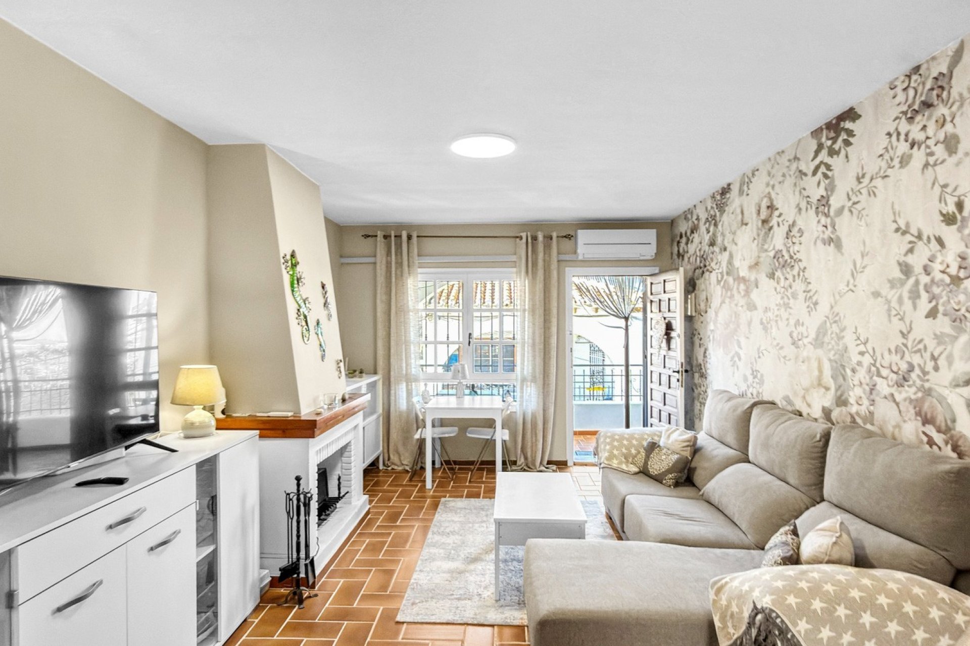 Wiederverkauf - Wohnung -
Torrevieja - Costa Blanca