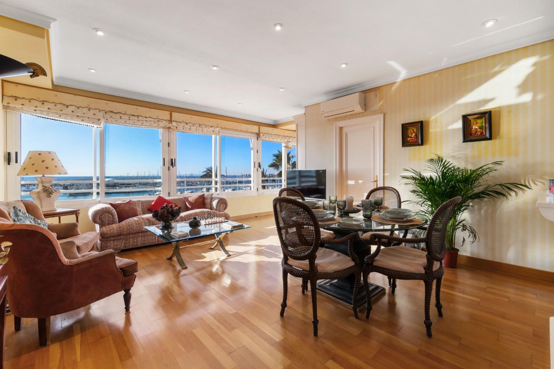 Wiederverkauf - Wohnung -
Torrevieja - Costa Blanca