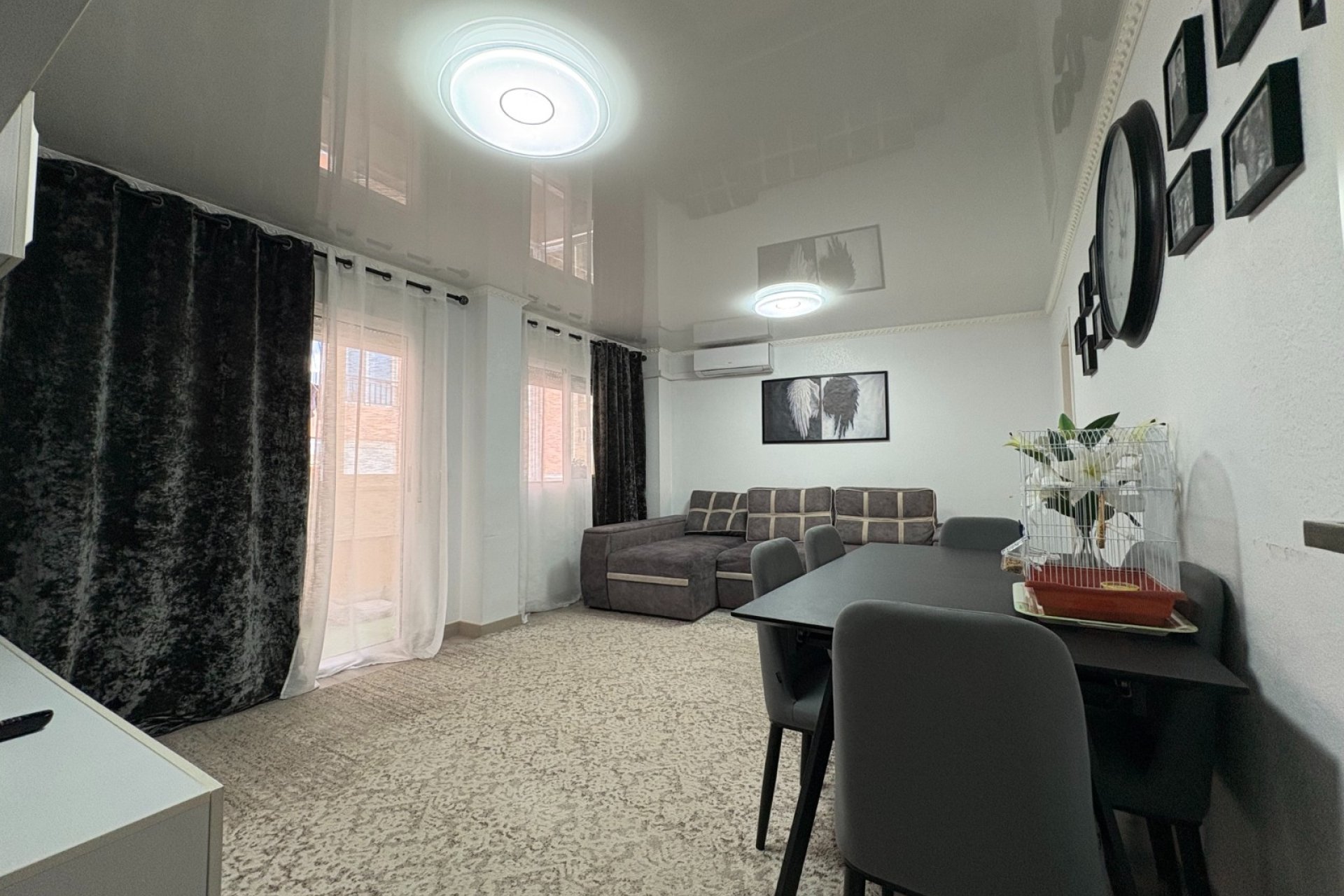Wiederverkauf - Wohnung -
Torrevieja - Costa Blanca