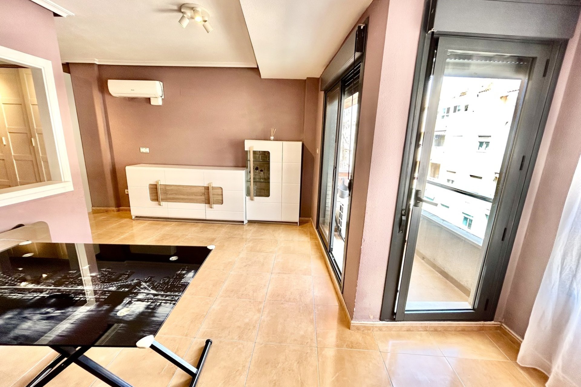 Wiederverkauf - Wohnung -
Torrevieja - Costa Blanca