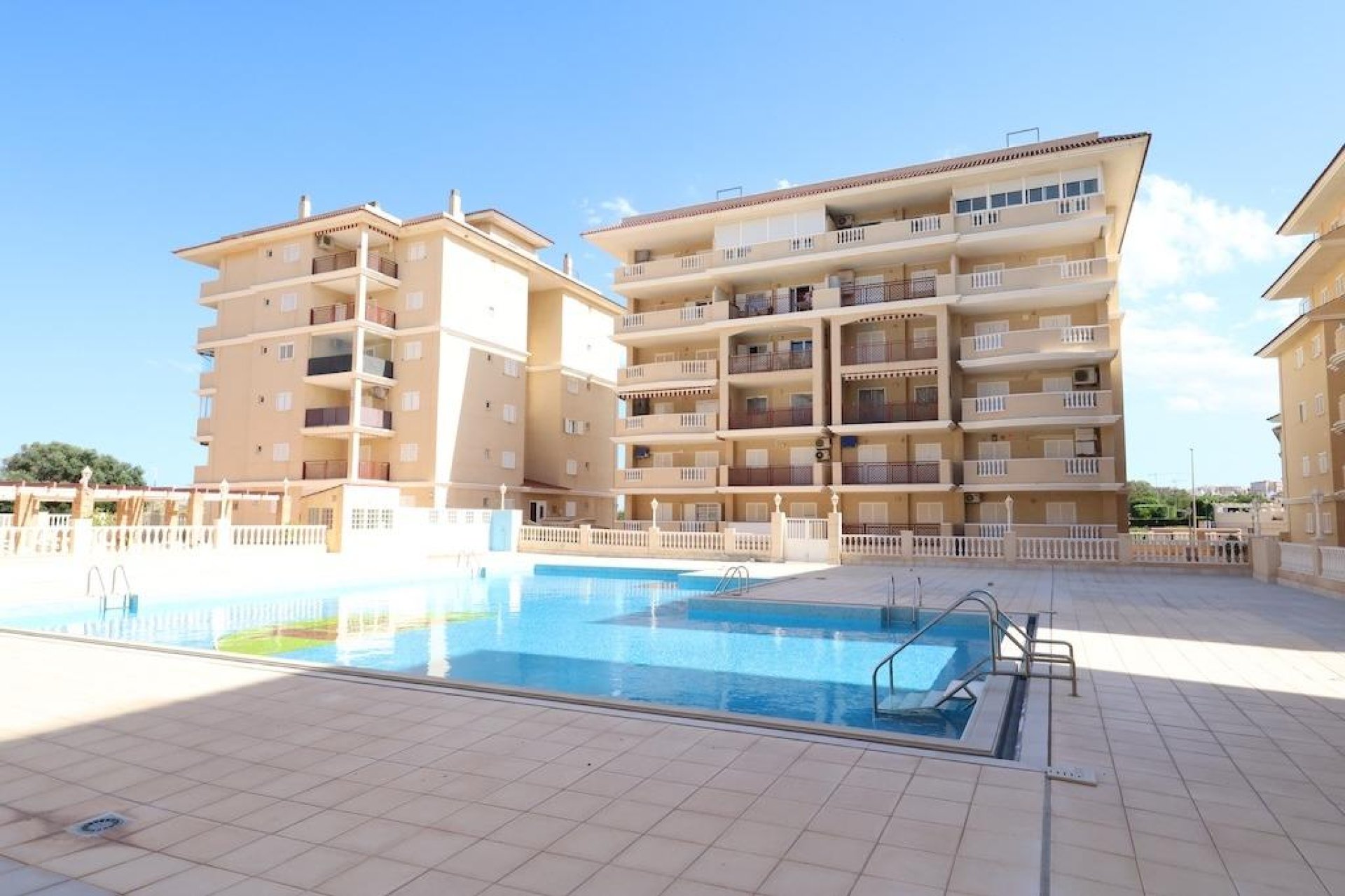 Wiederverkauf - Wohnung -
Torrevieja - Costa Blanca