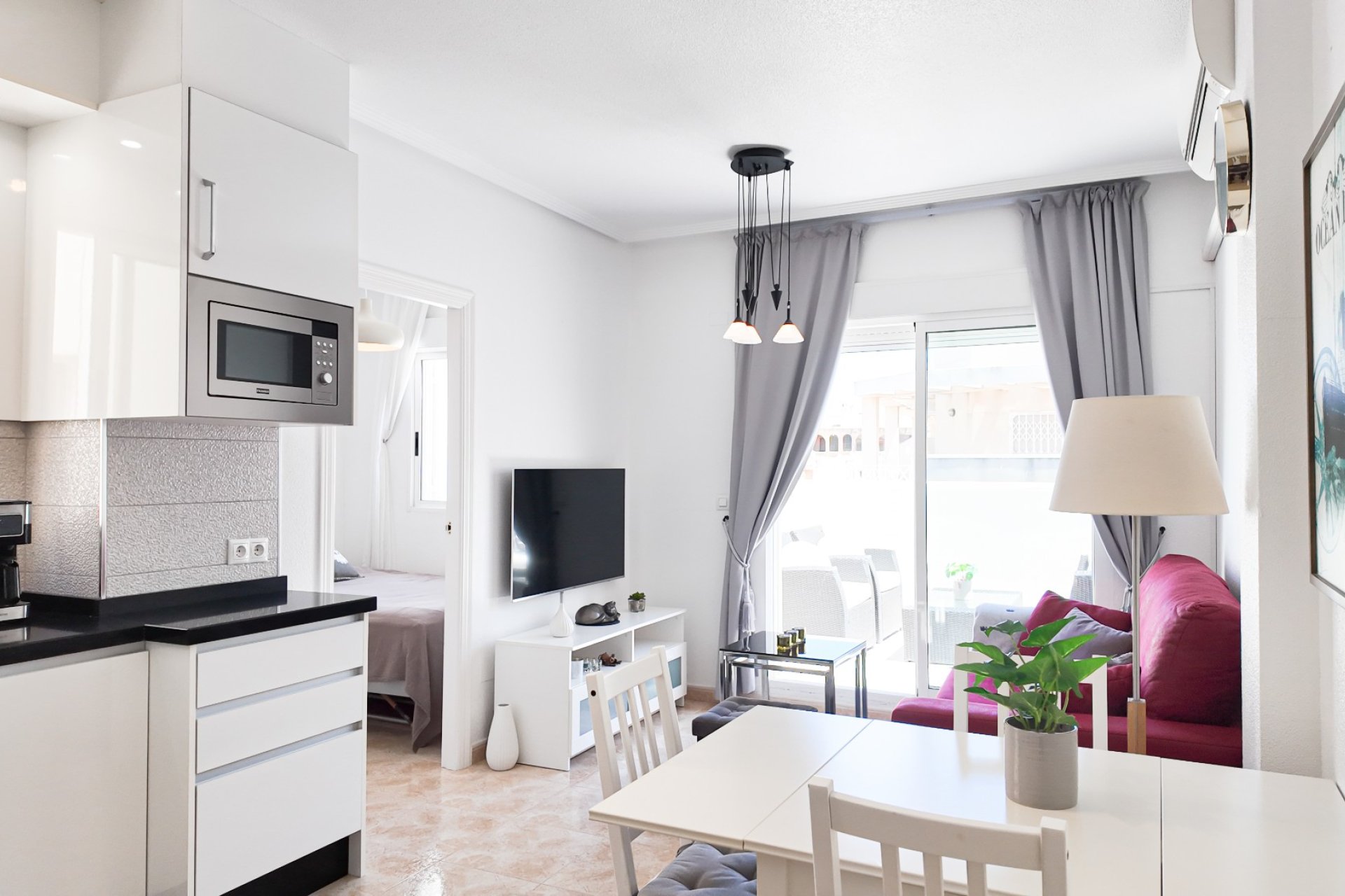 Wiederverkauf - Wohnung -
Torrevieja - Costa Blanca