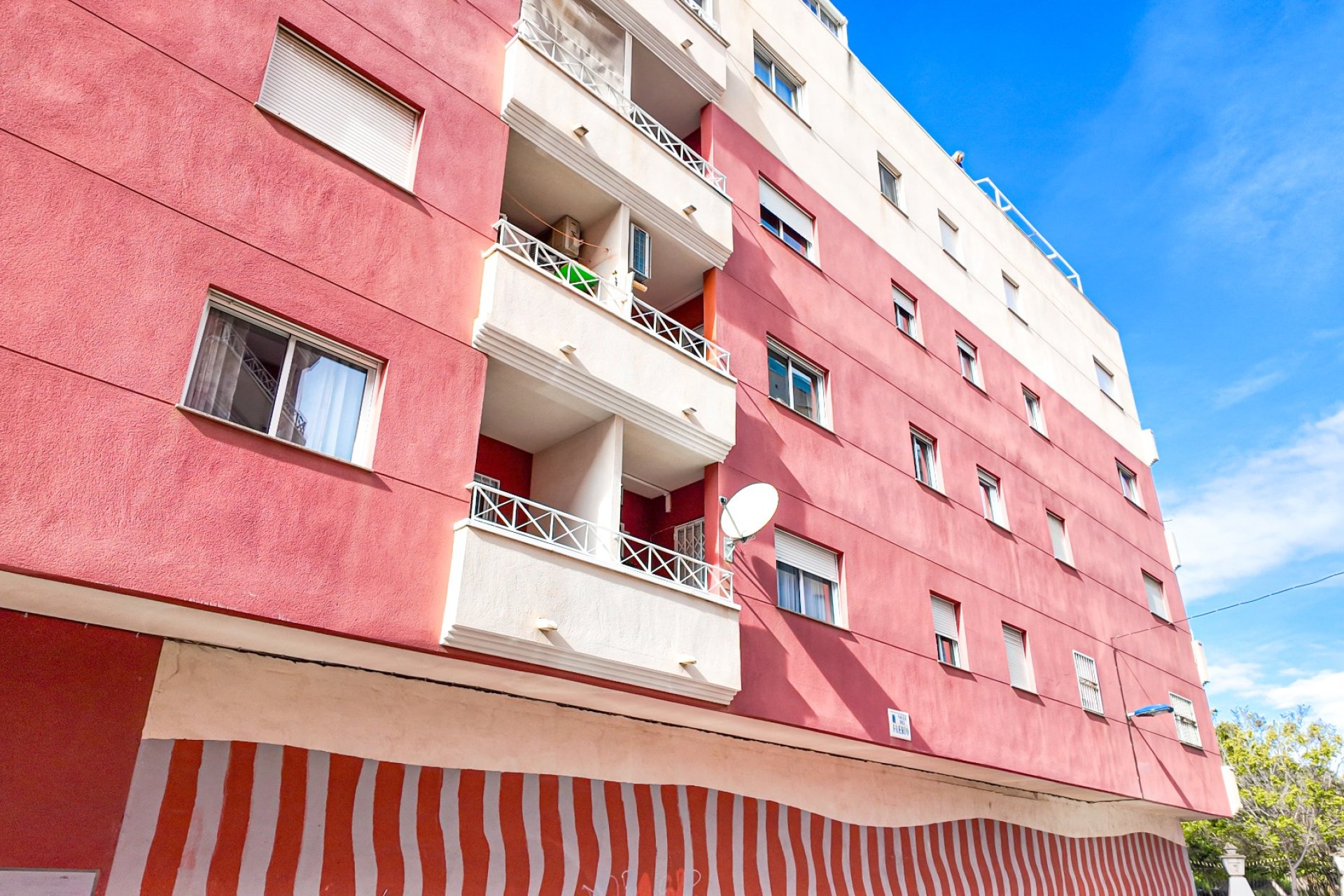 Wiederverkauf - Wohnung -
Torrevieja - Costa Blanca
