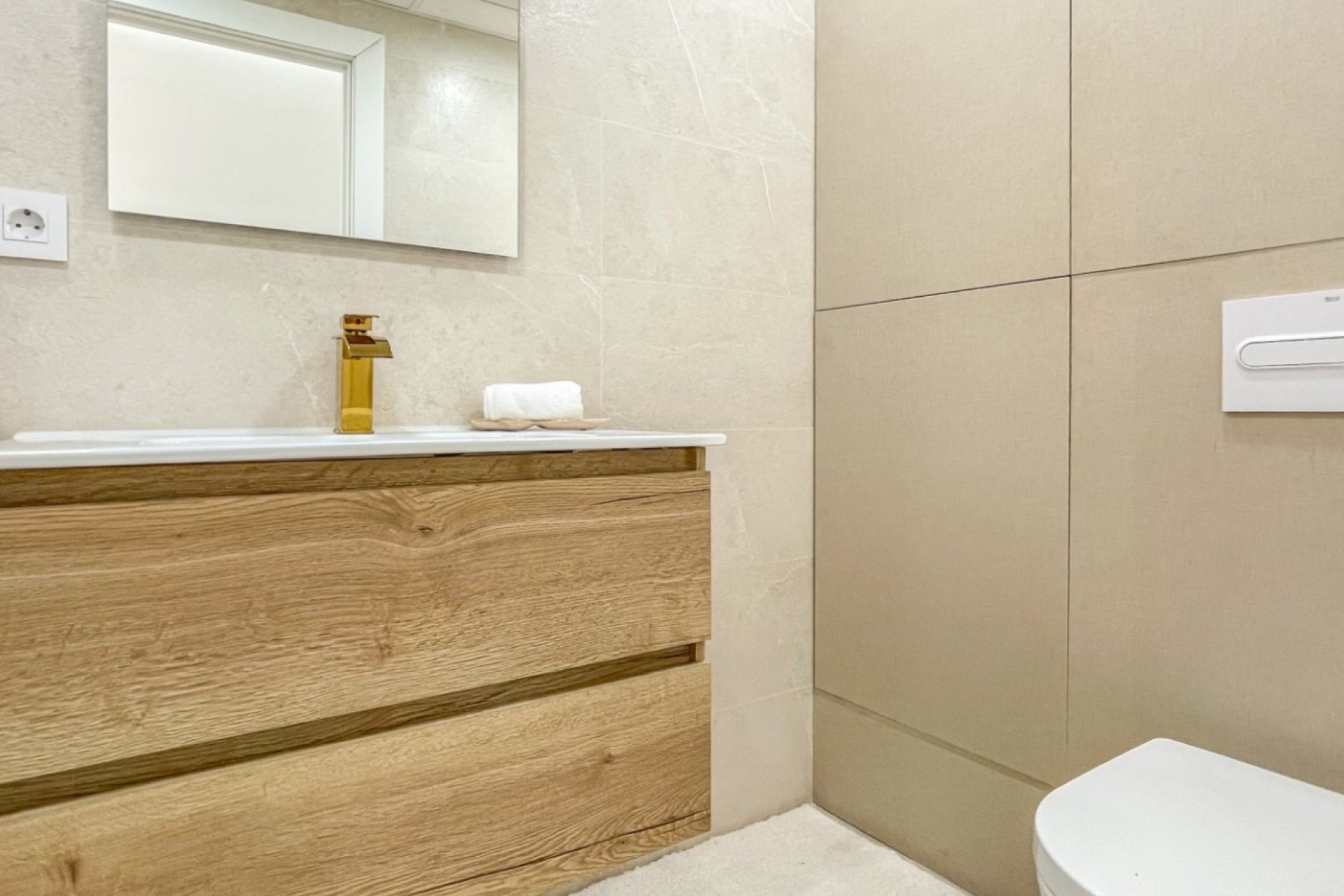 Wiederverkauf - Wohnung -
Torrevieja - Costa Blanca