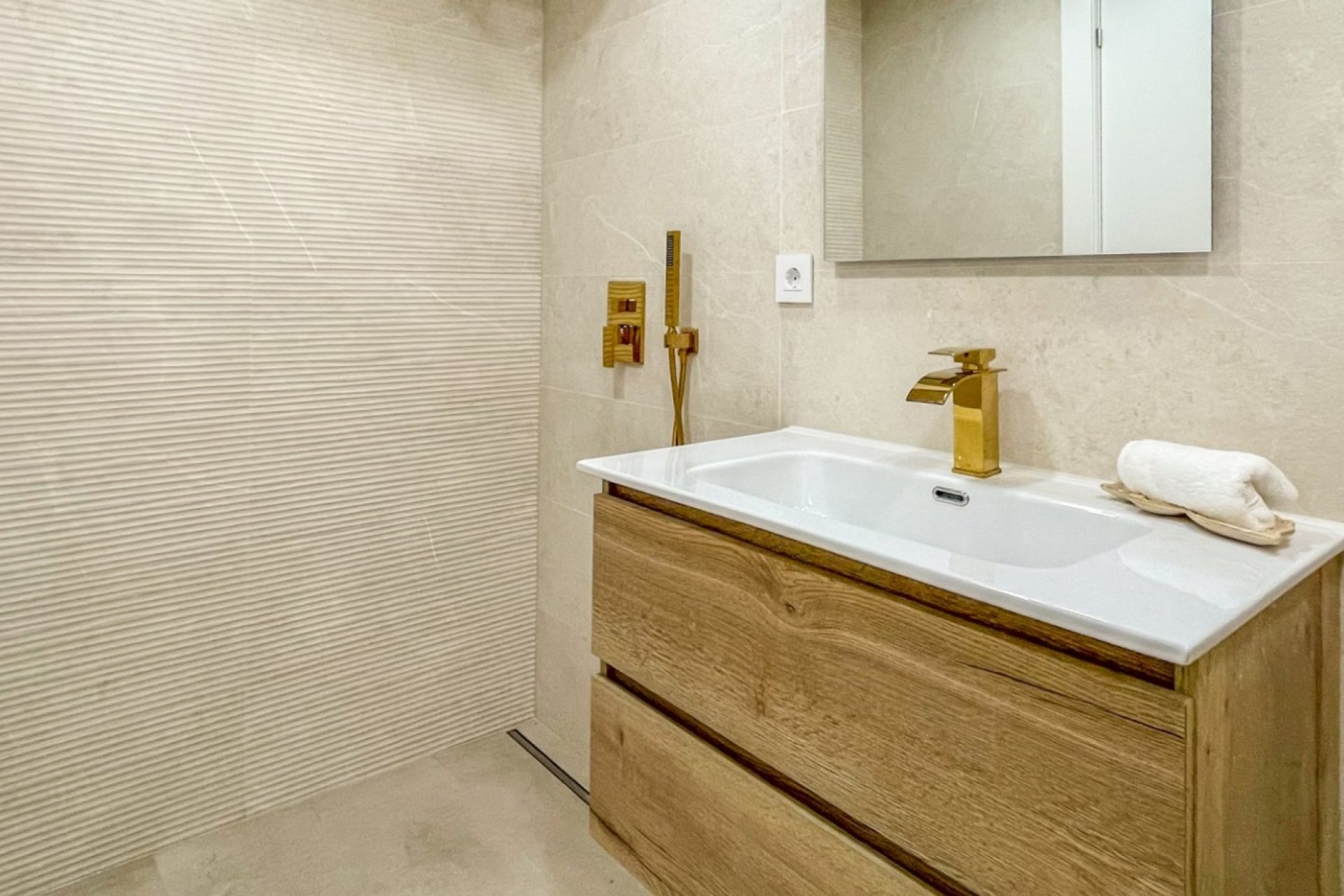 Wiederverkauf - Wohnung -
Torrevieja - Costa Blanca