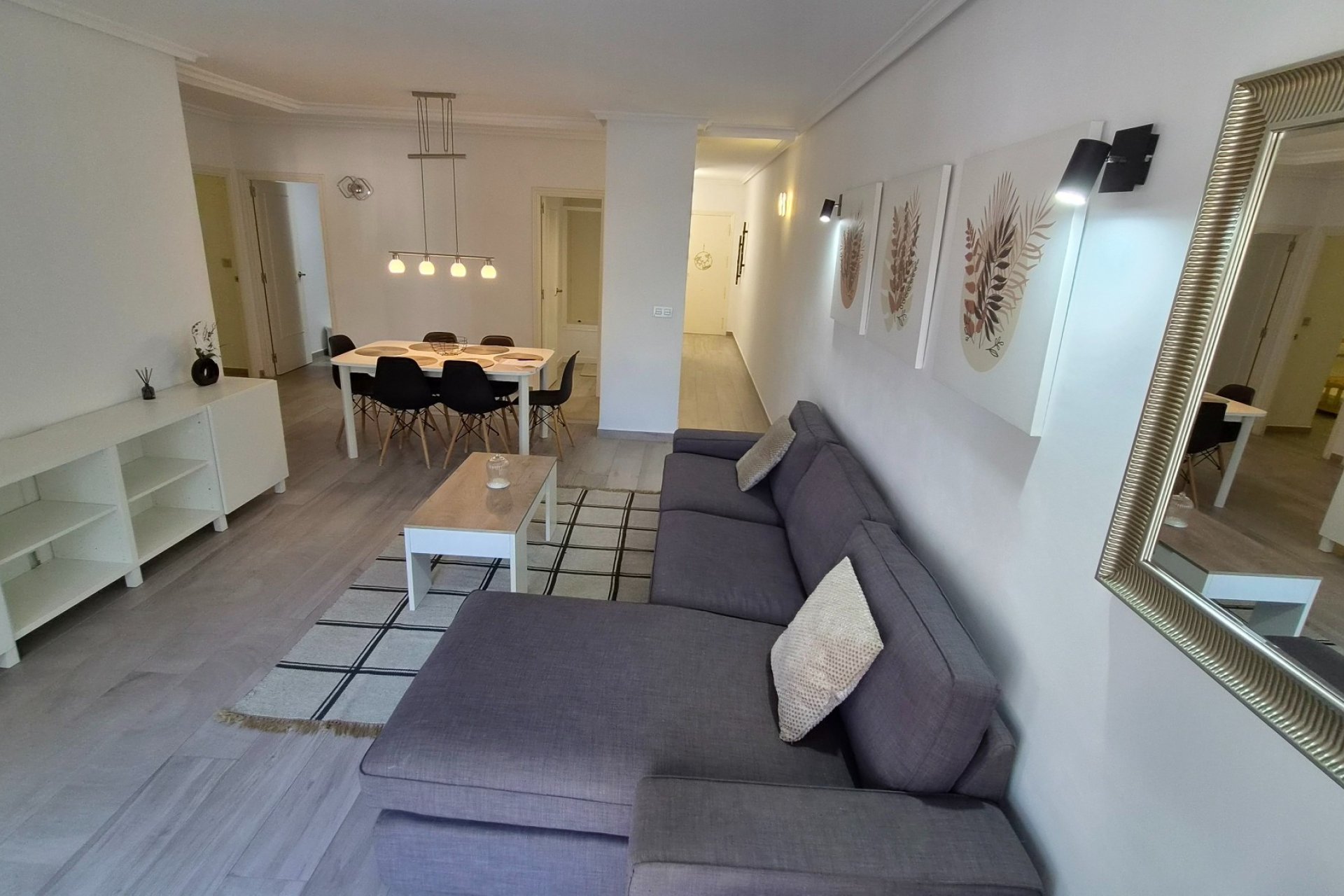 Wiederverkauf - Wohnung -
Torrevieja - Costa Blanca