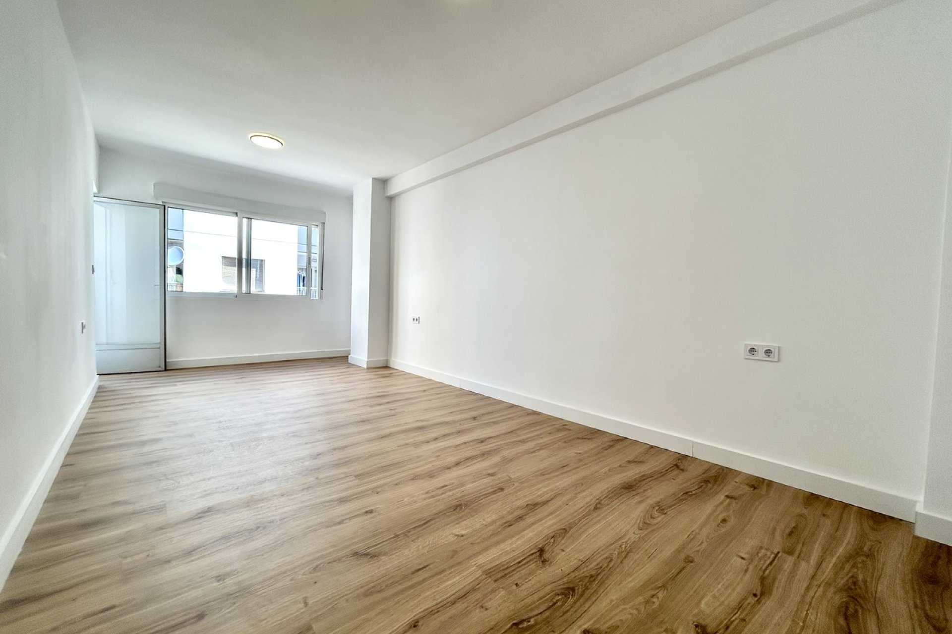 Wiederverkauf - Wohnung -
Torrevieja - Costa Blanca