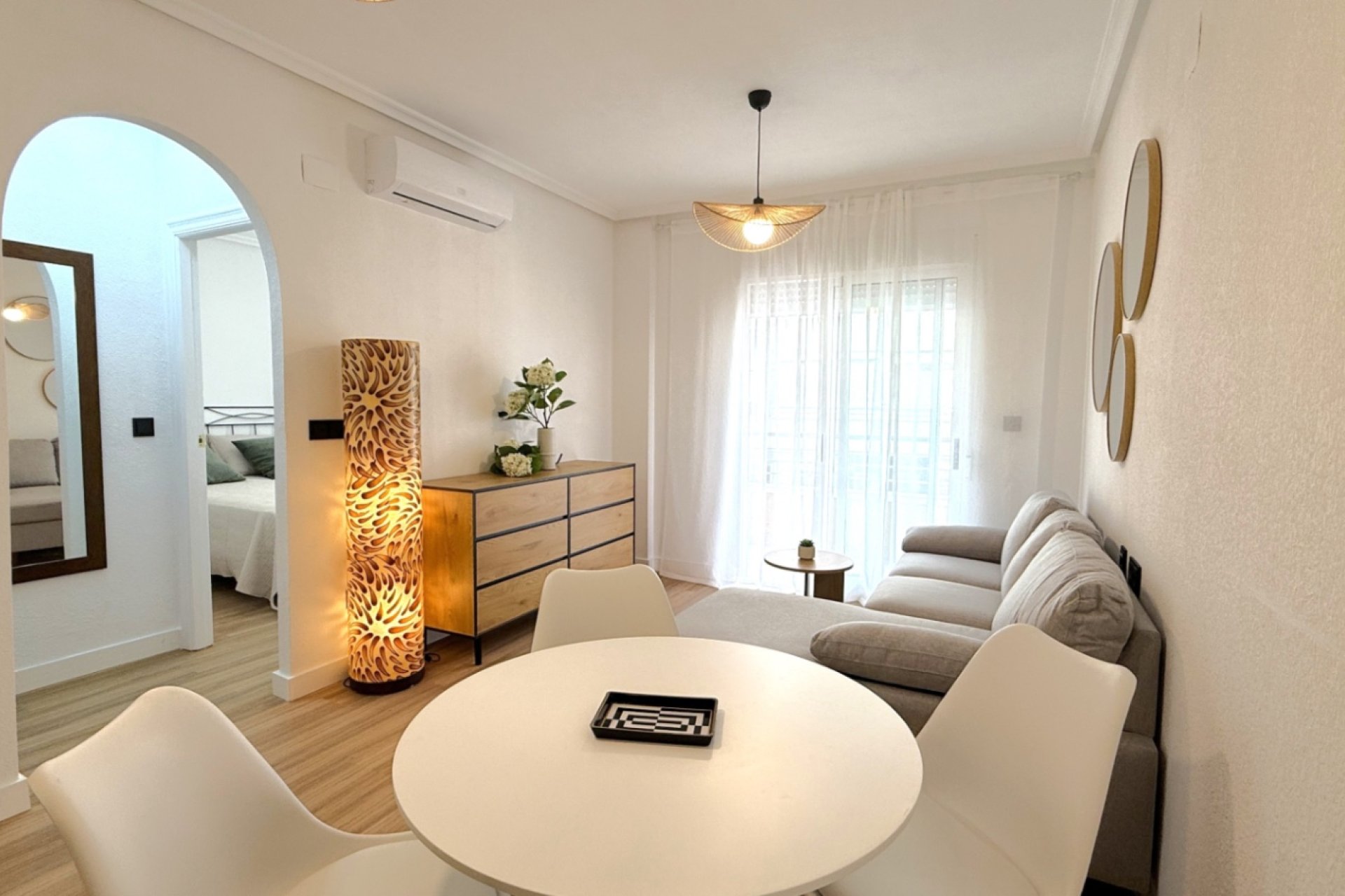 Wiederverkauf - Wohnung -
Torrevieja - Costa Blanca