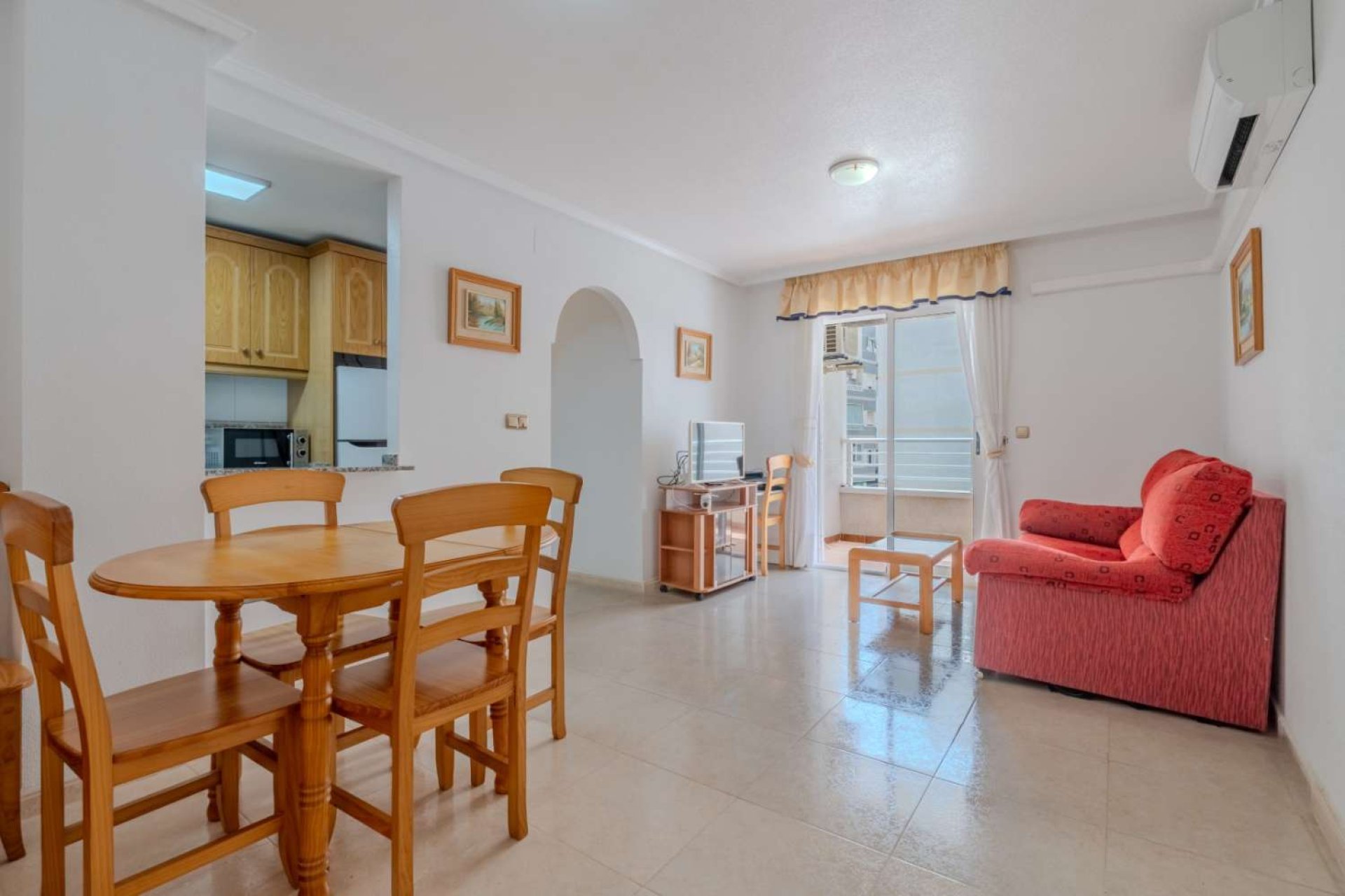 Wiederverkauf - Wohnung -
Torrevieja - Costa Blanca