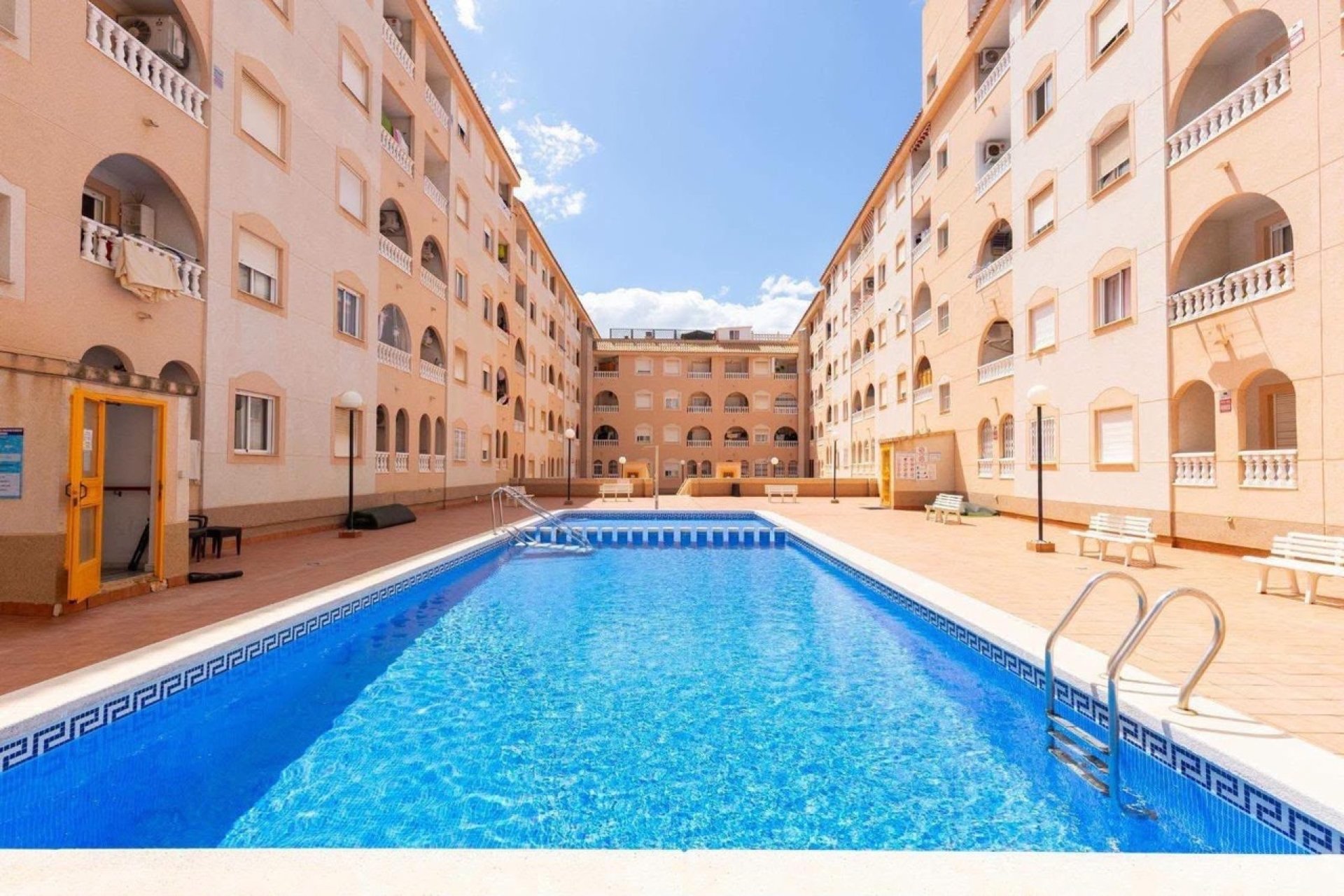 Wiederverkauf - Wohnung -
Torrevieja - Costa Blanca