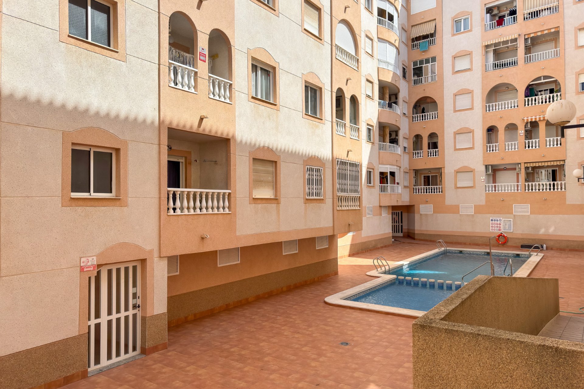 Wiederverkauf - Wohnung -
Torrevieja - Costa Blanca