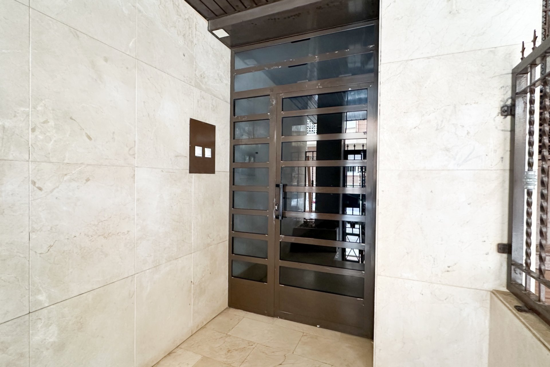 Wiederverkauf - Wohnung -
Torrevieja - Costa Blanca