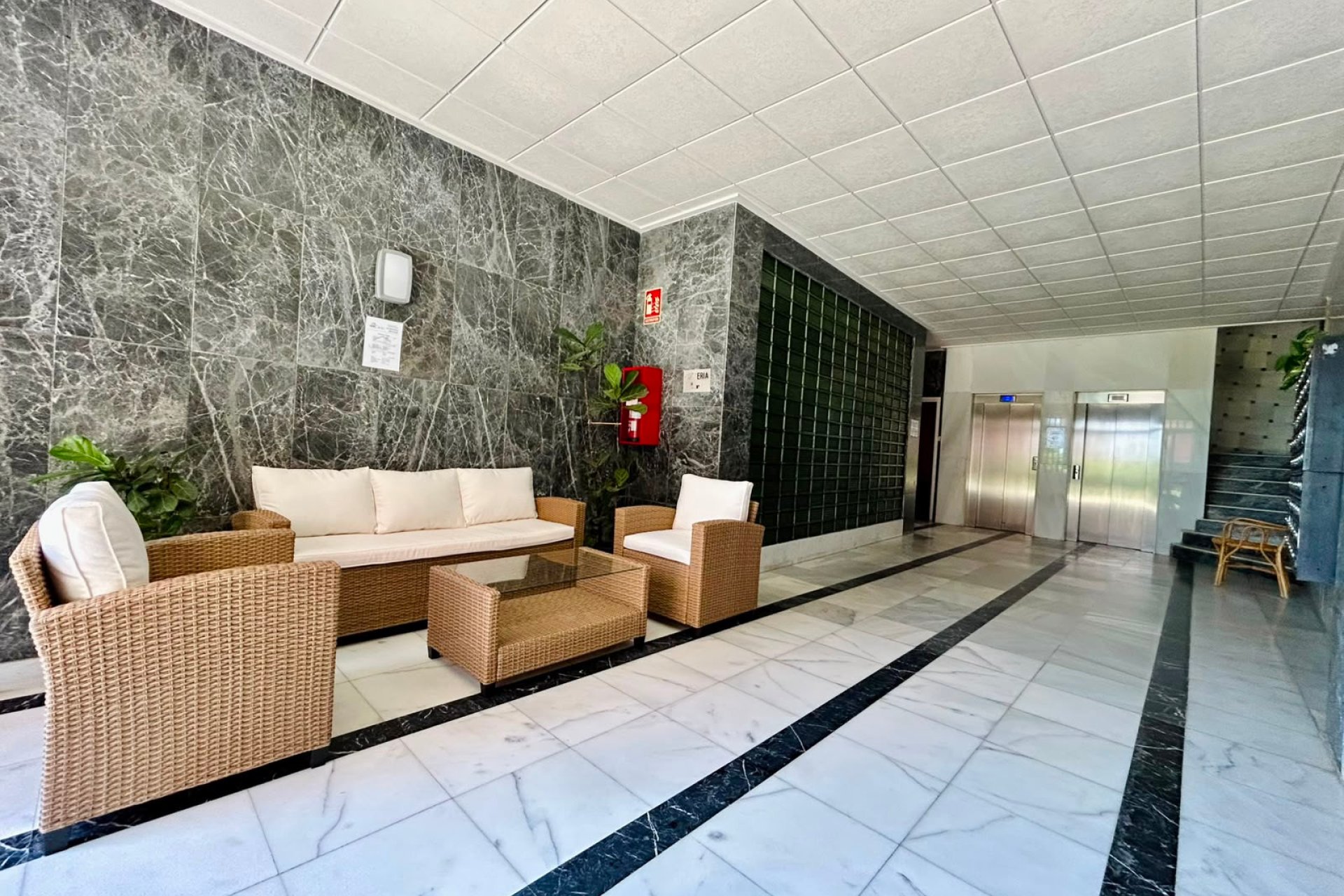Wiederverkauf - Wohnung -
Torrevieja - Costa Blanca