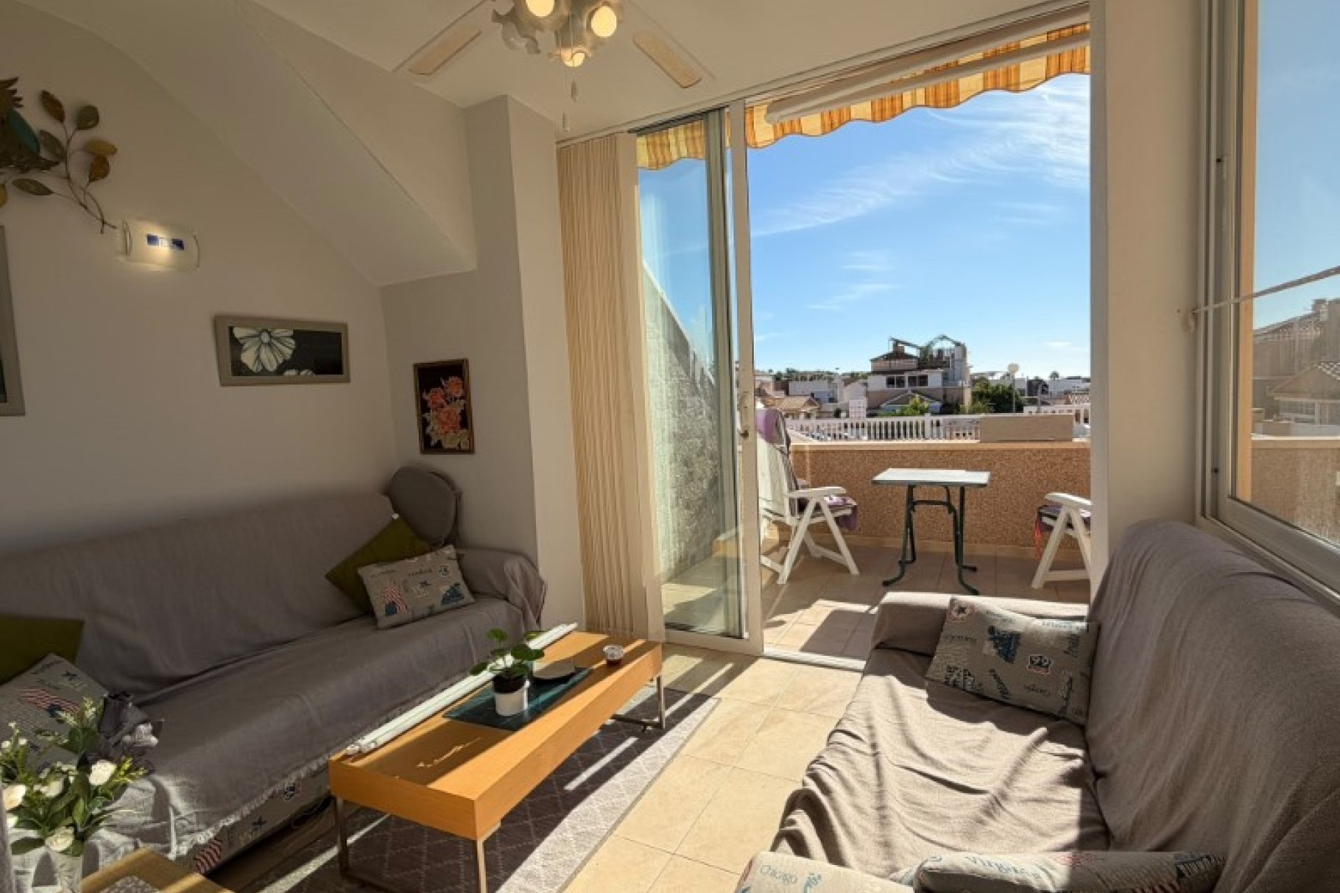 Wiederverkauf - Wohnung -
Torrevieja - Costa Blanca