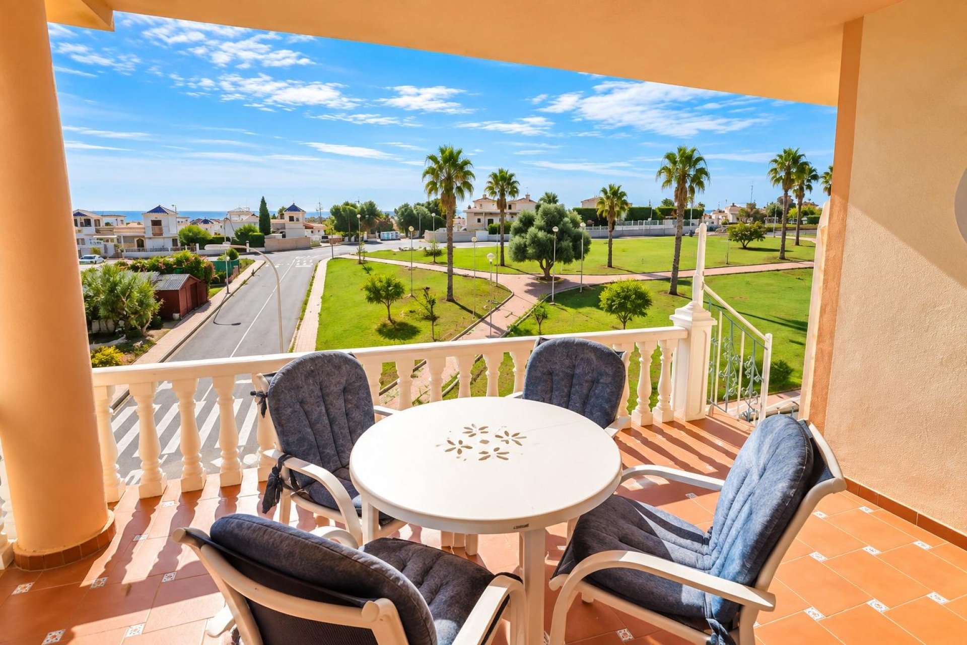 Wiederverkauf - Wohnung -
Torrevieja - Costa Blanca