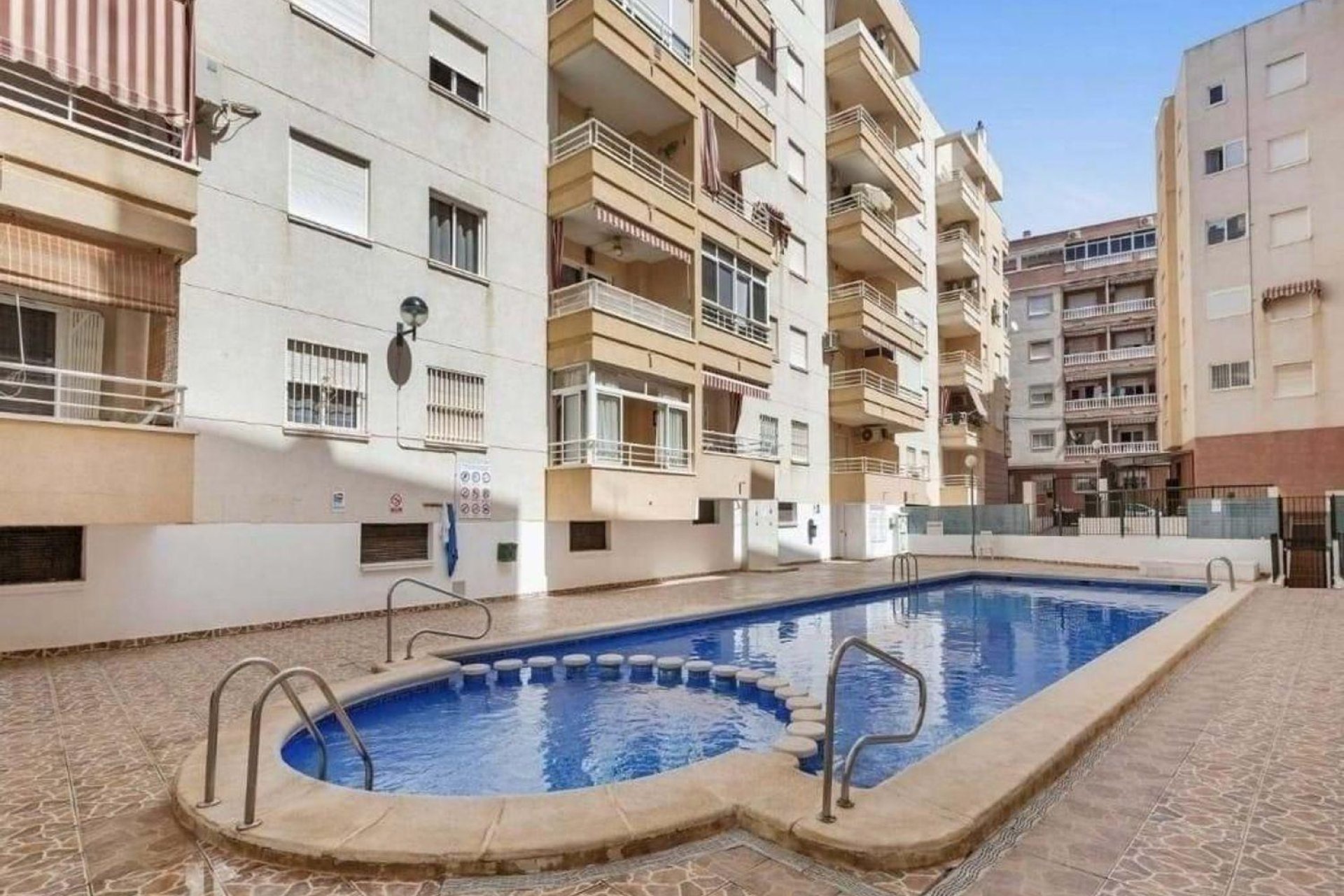 Wiederverkauf - Wohnung -
Torrevieja - Curva Del Palangre