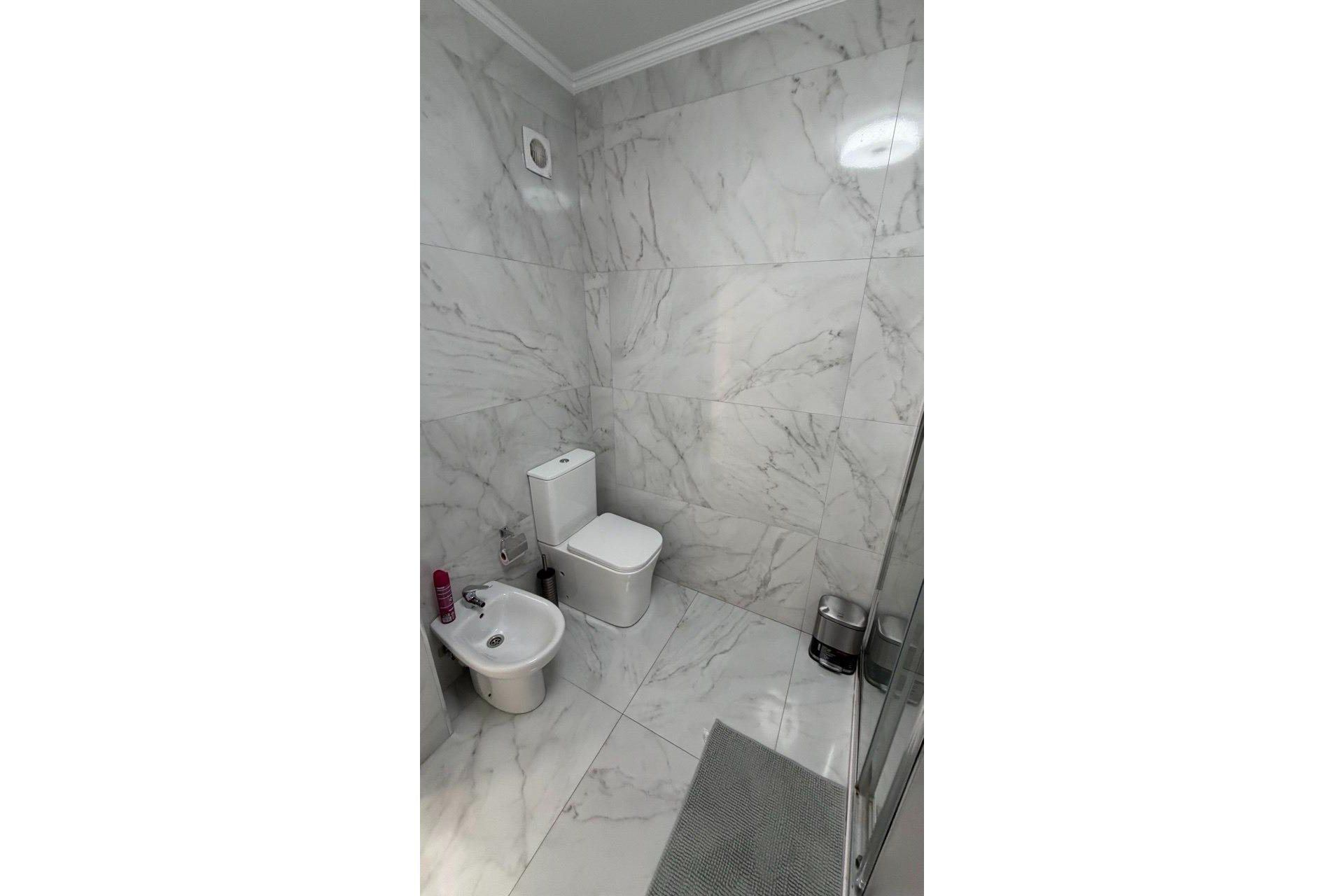 Wiederverkauf - Wohnung -
Torrevieja - Curva Del Palangre