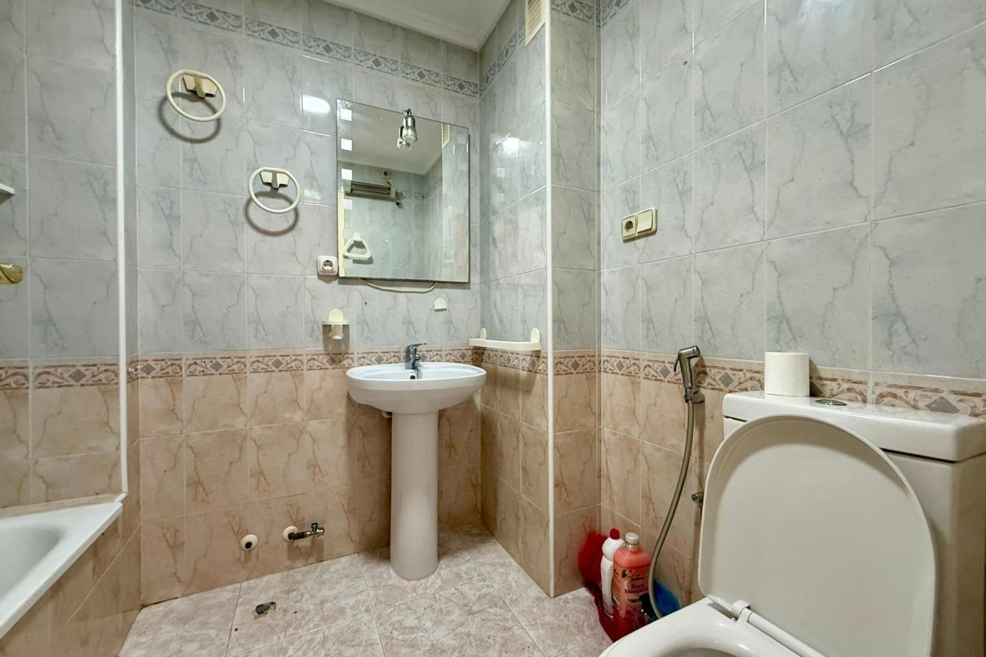 Wiederverkauf - Wohnung -
Torrevieja - Curva Del Palangre