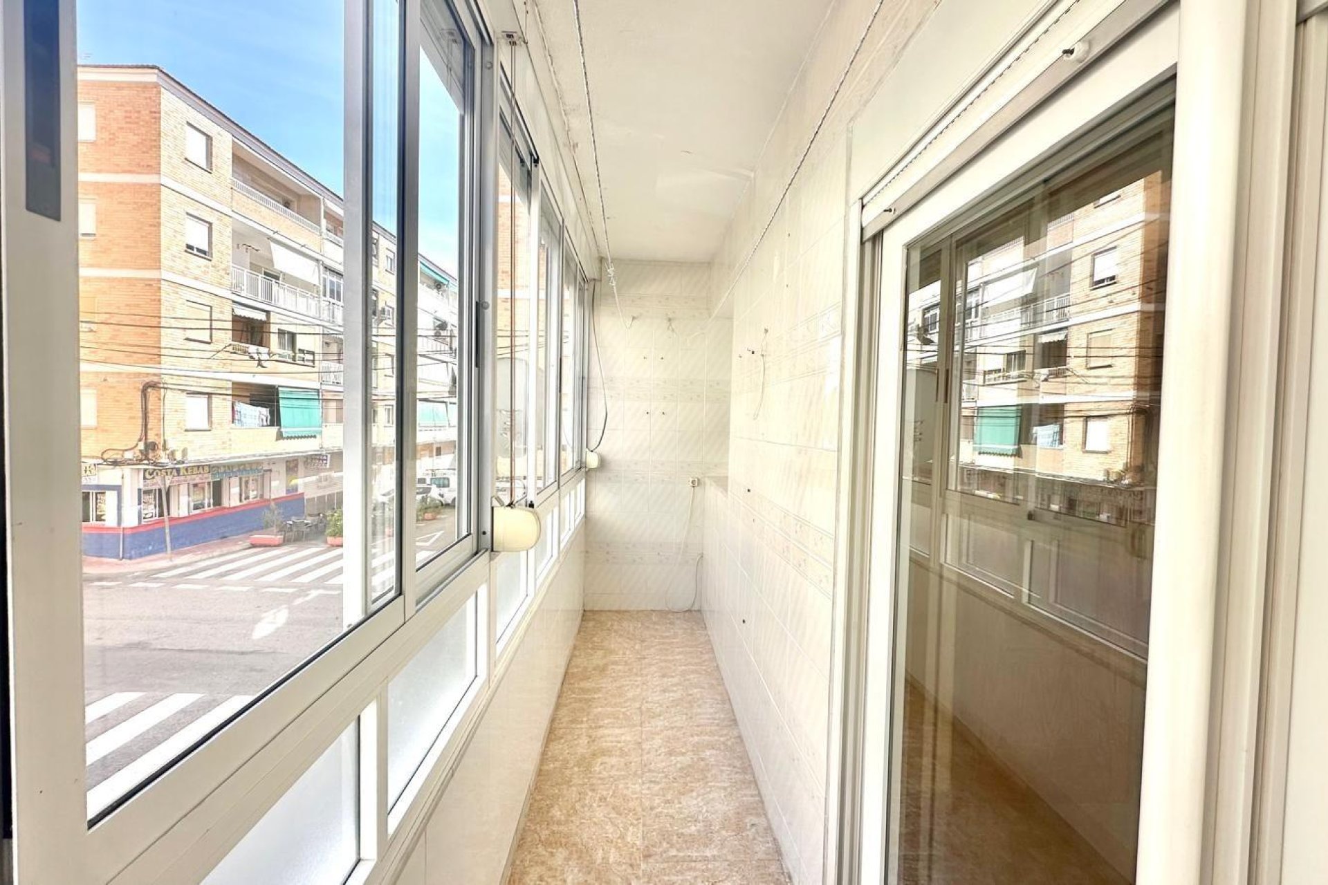 Wiederverkauf - Wohnung -
Torrevieja - Estacion De Autobuses