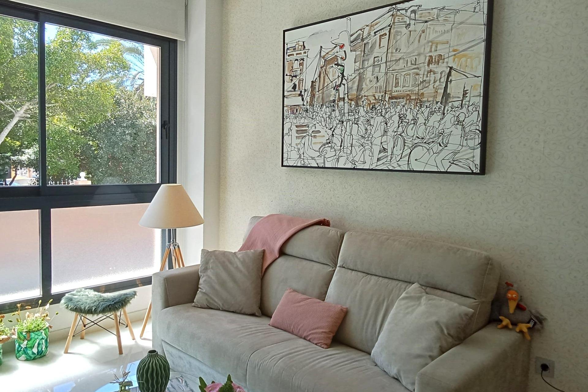 Wiederverkauf - Wohnung -
Torrevieja - Estacion De Autobuses