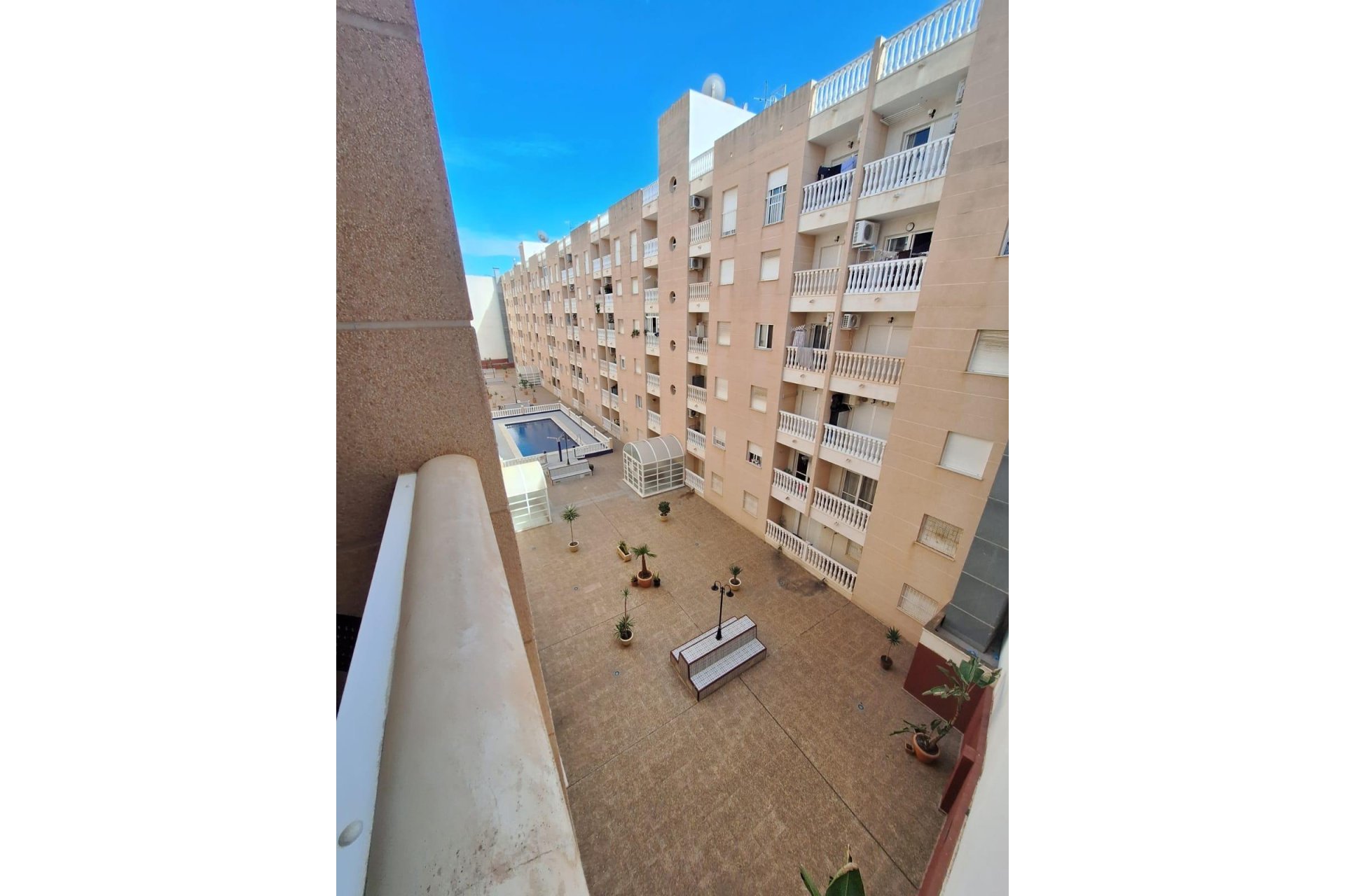 Wiederverkauf - Wohnung -
Torrevieja - Estacion De Autobuses