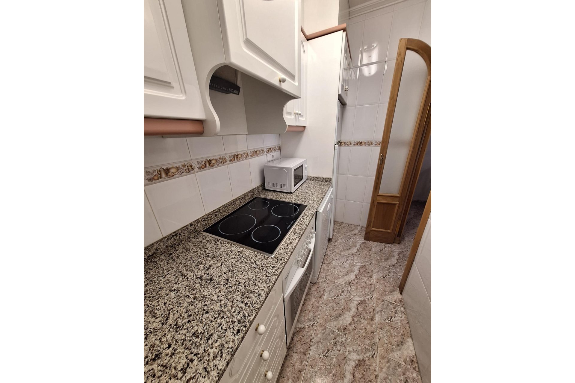 Wiederverkauf - Wohnung -
Torrevieja - Estacion De Autobuses