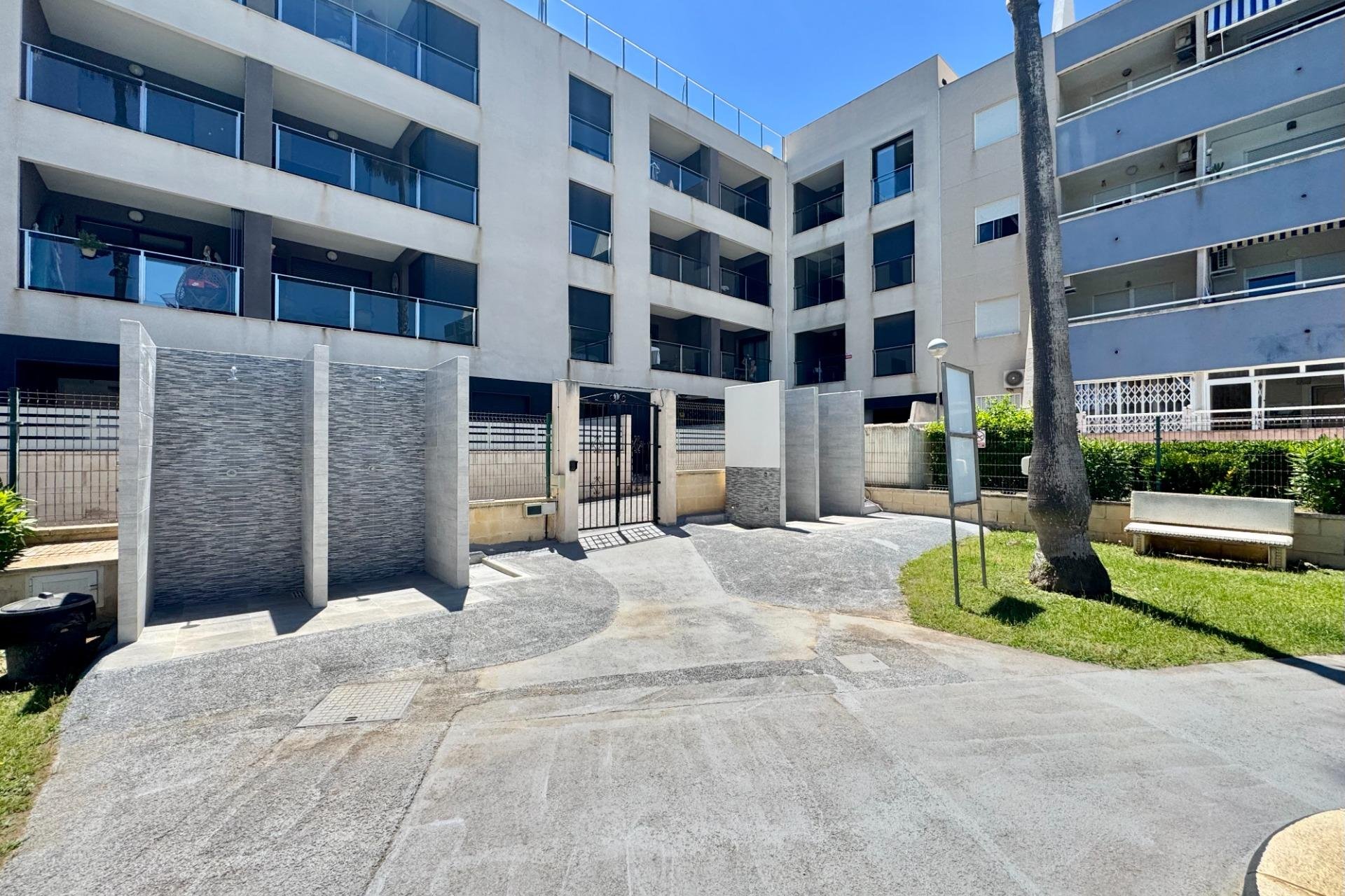 Wiederverkauf - Wohnung -
Torrevieja - Gaspar Perrelló
