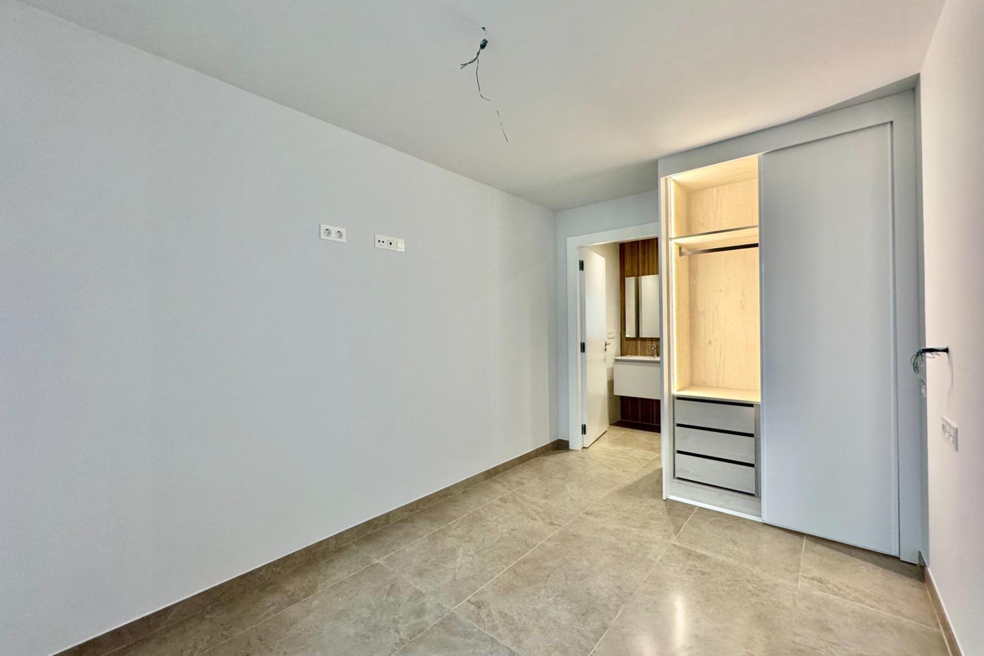 Wiederverkauf - Wohnung -
Torrevieja - Habaneras
