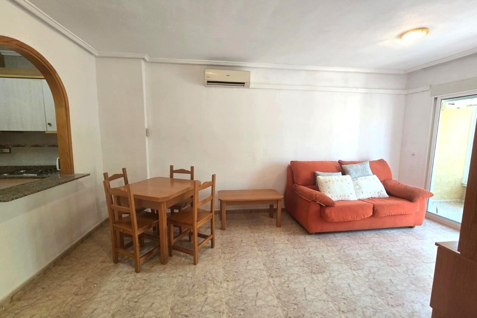 Wiederverkauf - Wohnung -
Torrevieja - Habaneras
