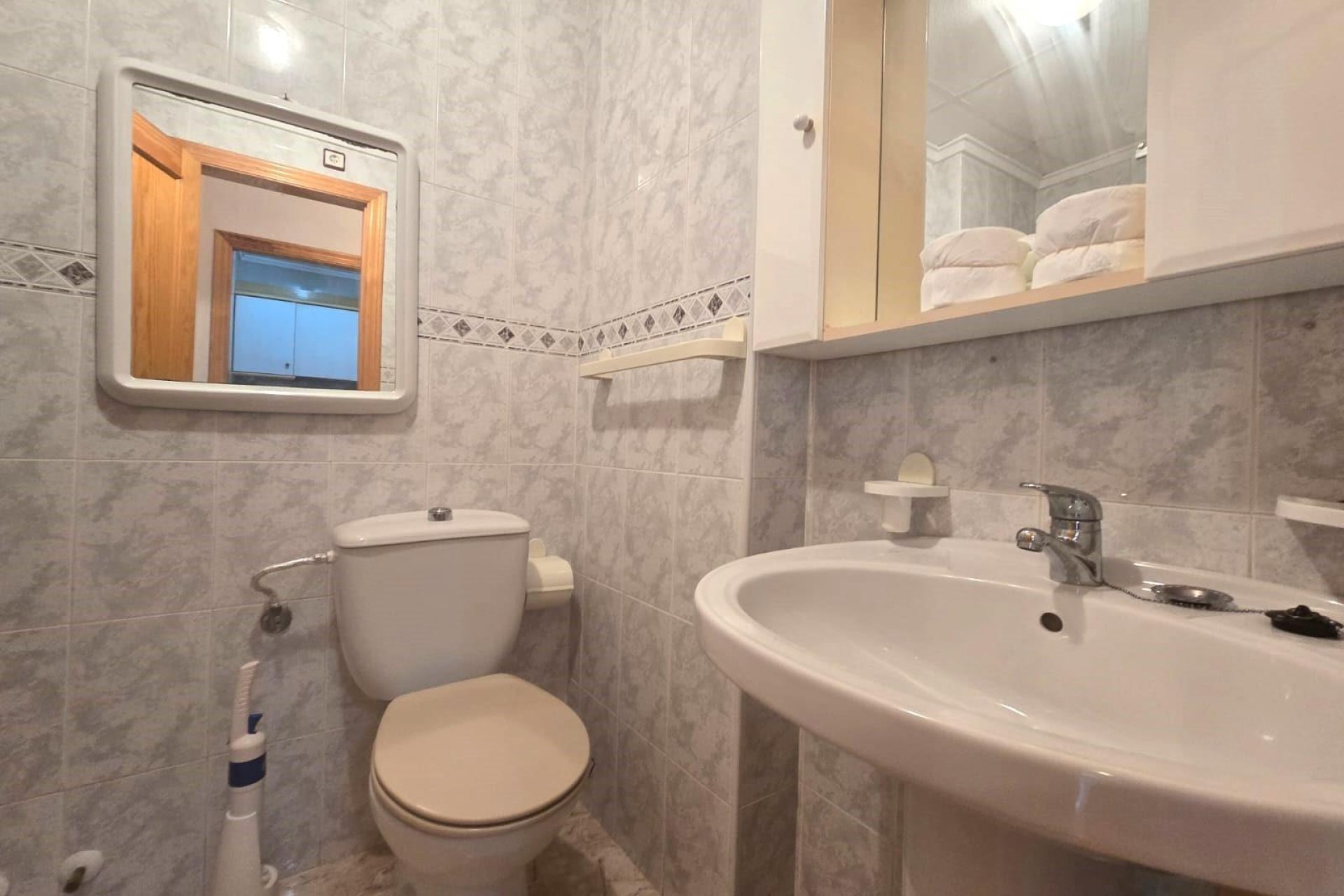 Wiederverkauf - Wohnung -
Torrevieja - Habaneras