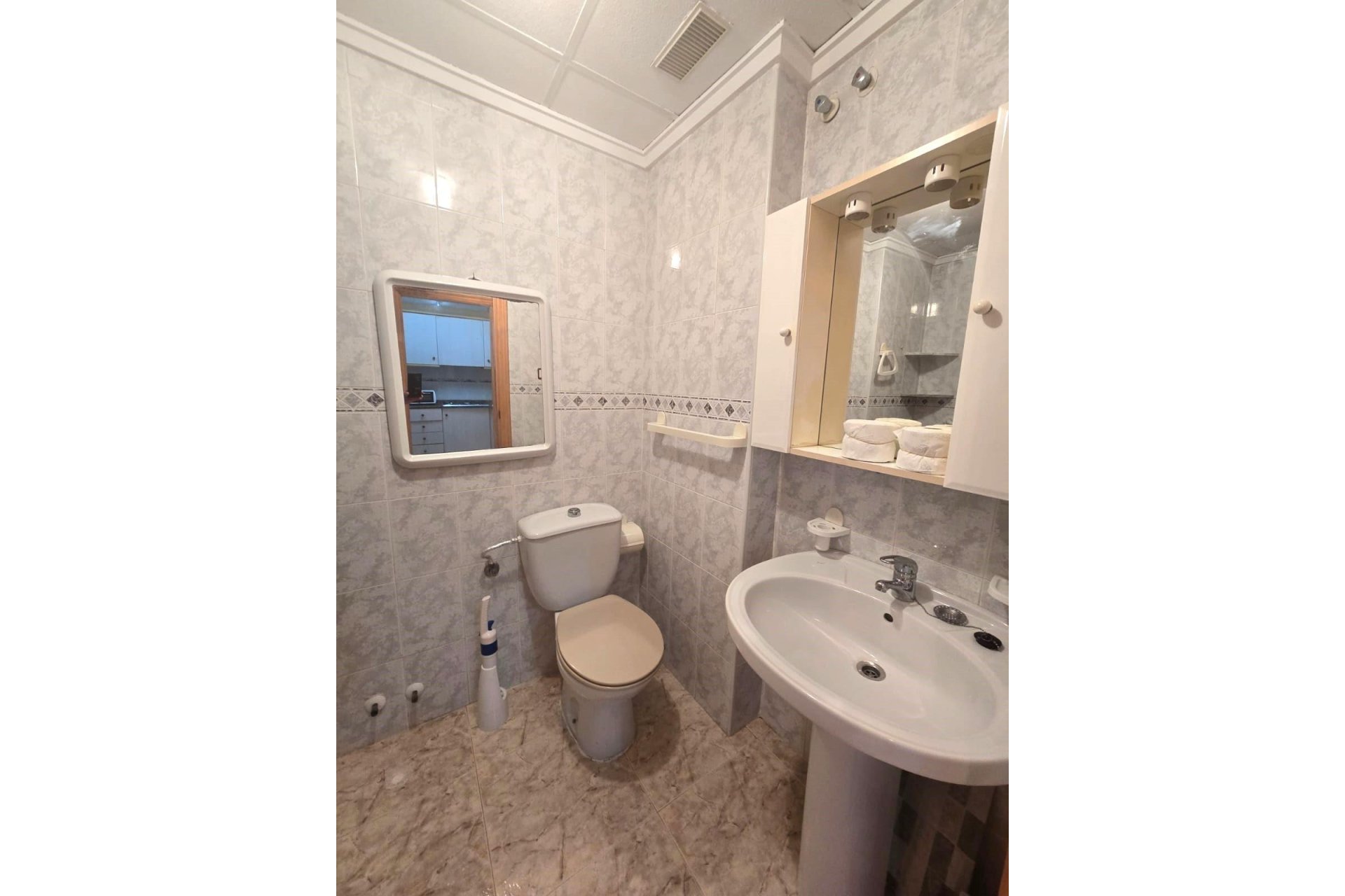 Wiederverkauf - Wohnung -
Torrevieja - Habaneras